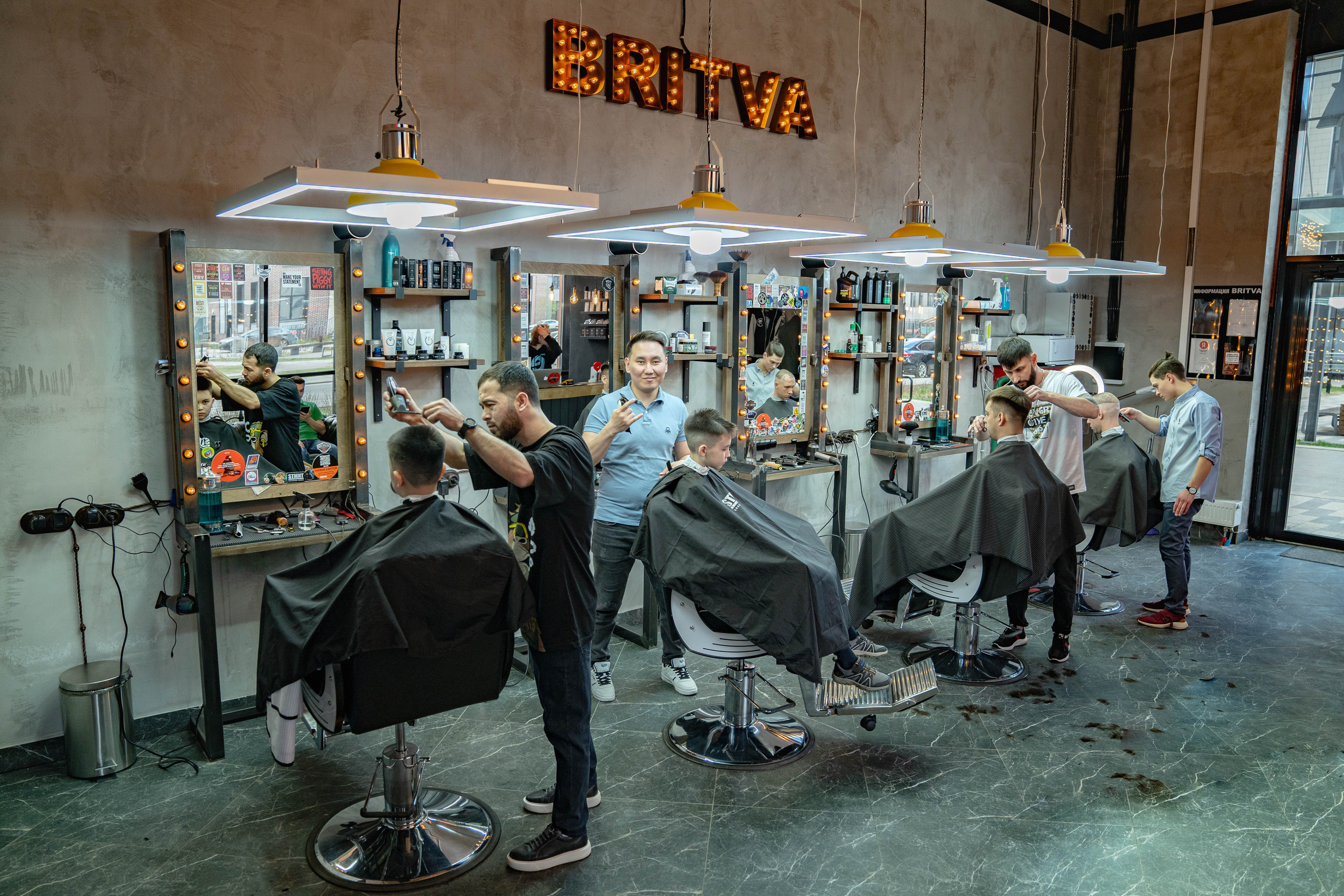 Barbershop BRITVA Лесопарковая. Фото и видео съёмка на заказ. VAU Studia. Москва