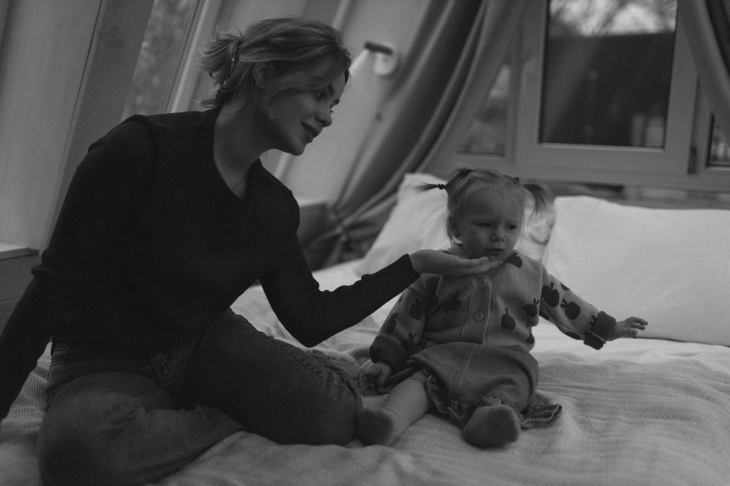 Алиса и мама. Семейный фотограф Губкин/Старый Оскол