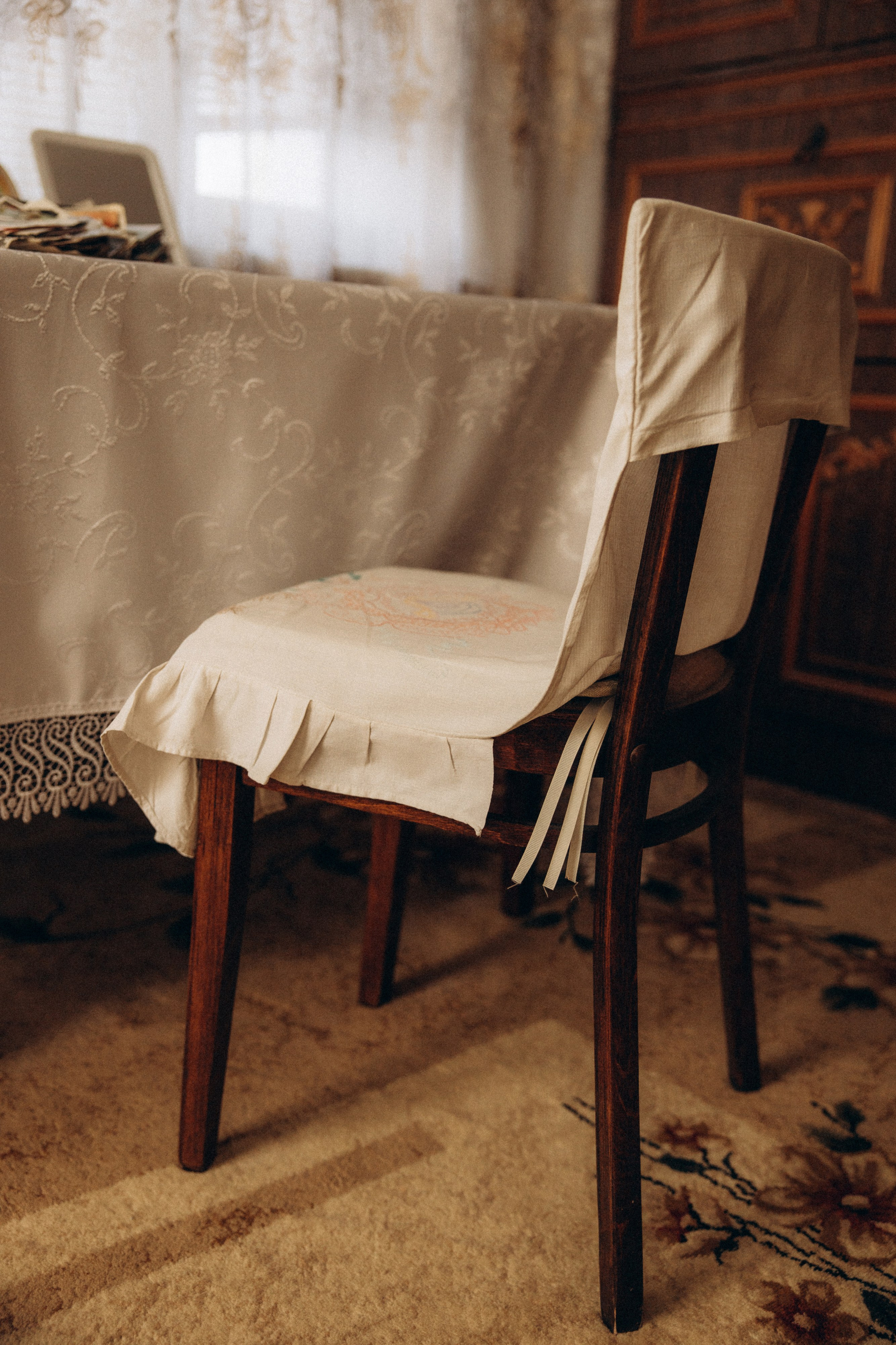 Аня и бабушка. Семейный фотограф Губкин/Старый Оскол