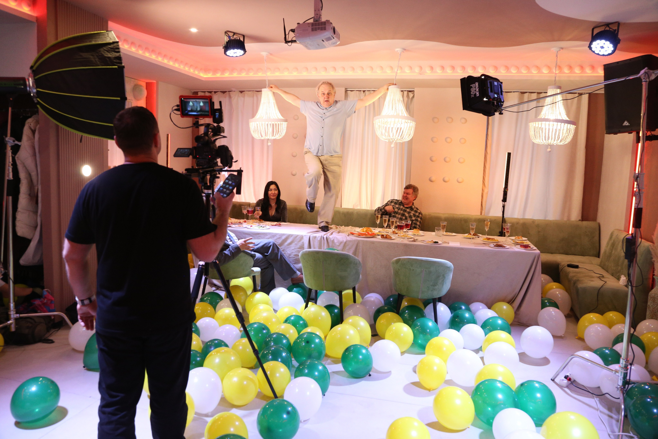 Клипы и Кино. Сергей Кошкин ВИДЕООПЕРАТОР, ОПЕРАТОР-ПОСТАНОВЩИК, ВИДЕОГРАФ