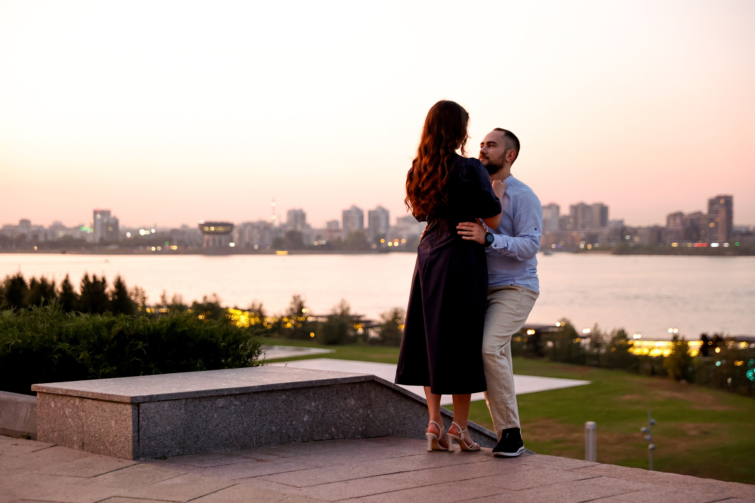 Романтичная фотосессия в Казани на главной набережной