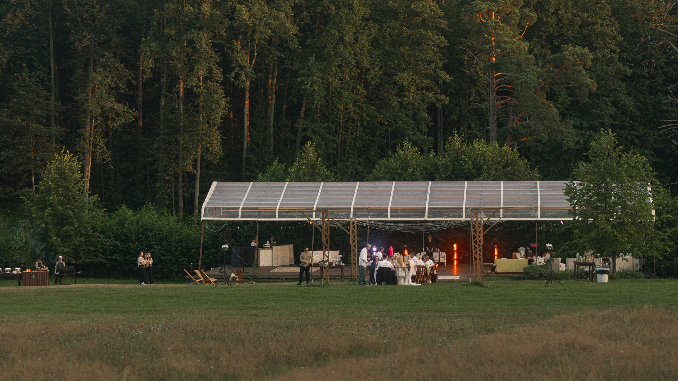 Ксюша и Степа. Антон Гошовский - свадебный и семейный фотограф в Москве и Крыму