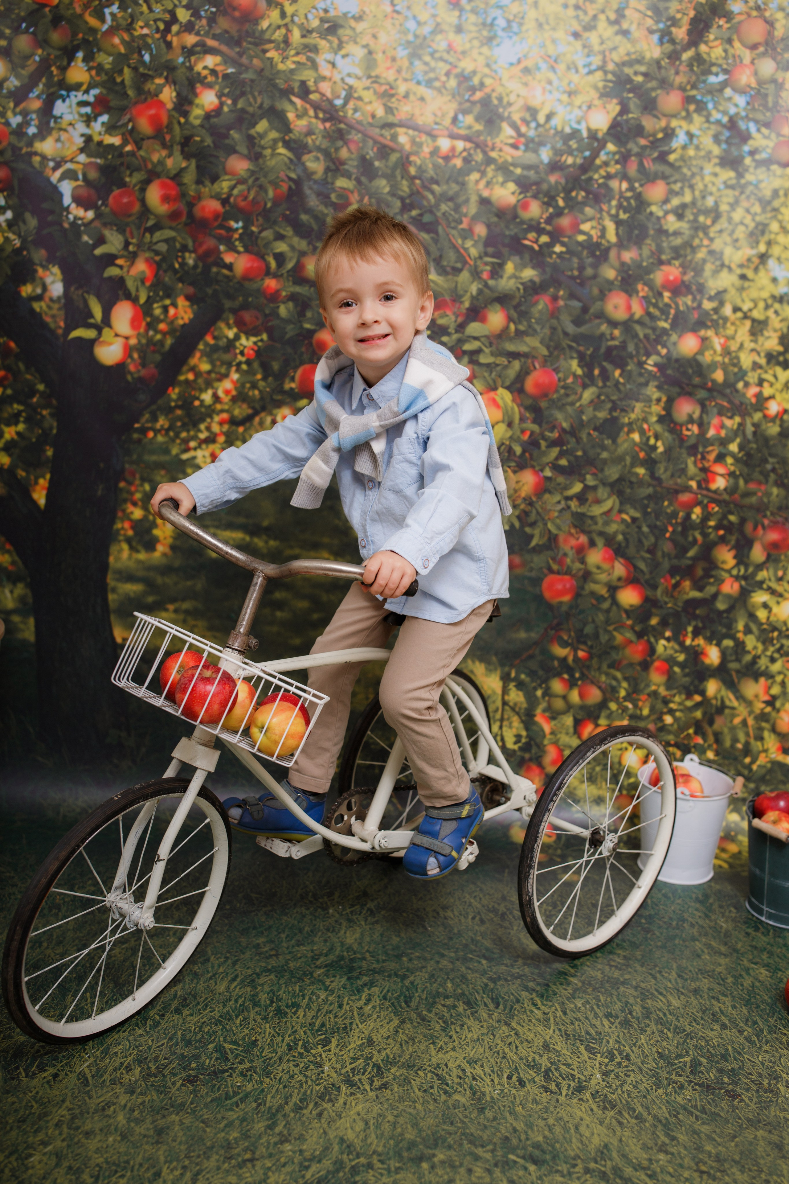 Тематическая фотосессия для детского сада. Семейный и детский фотограф в Ярославле