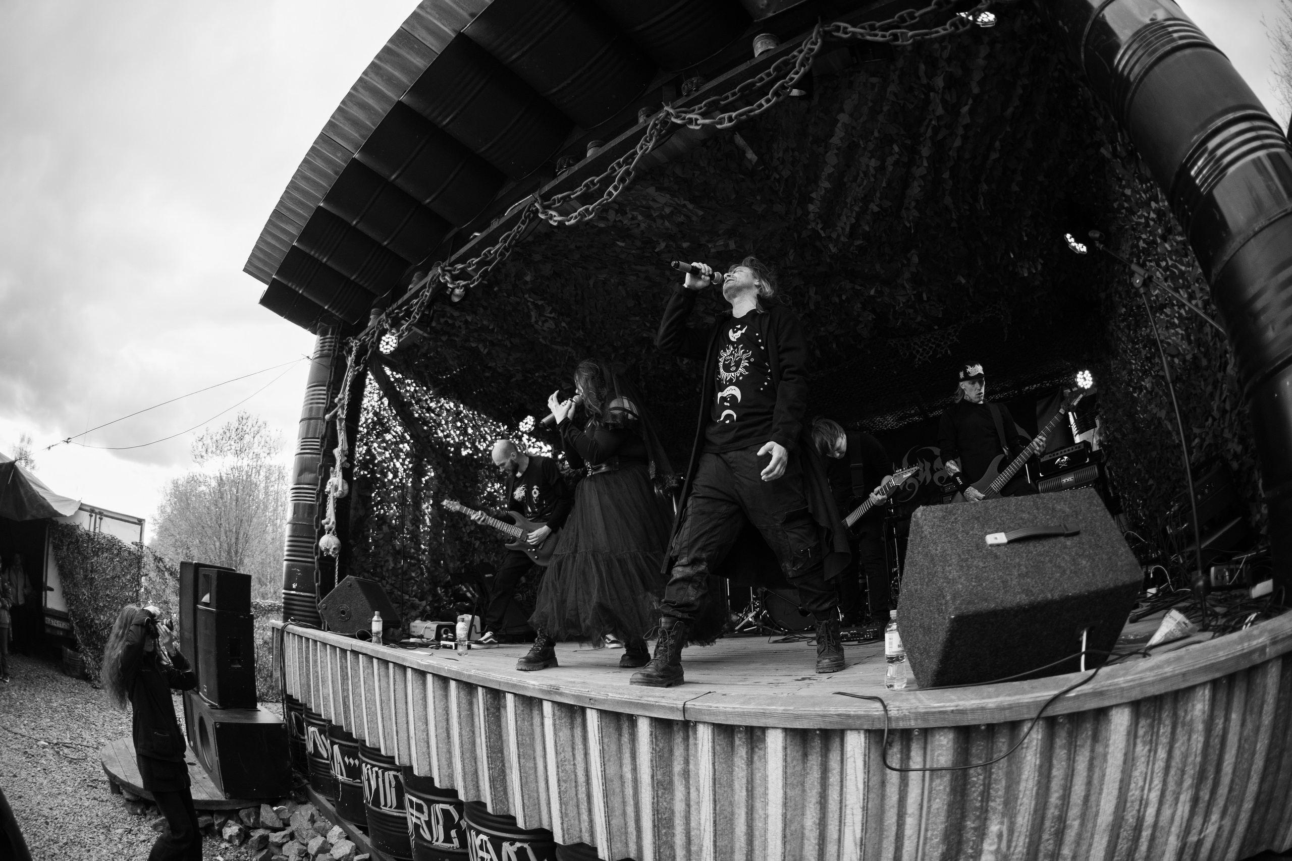 Фестиваль «ПОСРЕДИ КЛАДБИЩ И БОЛОТ»|Архангельск. Концертный и репортажный фотограф в Санкт-Петербурге Слава Пахомов