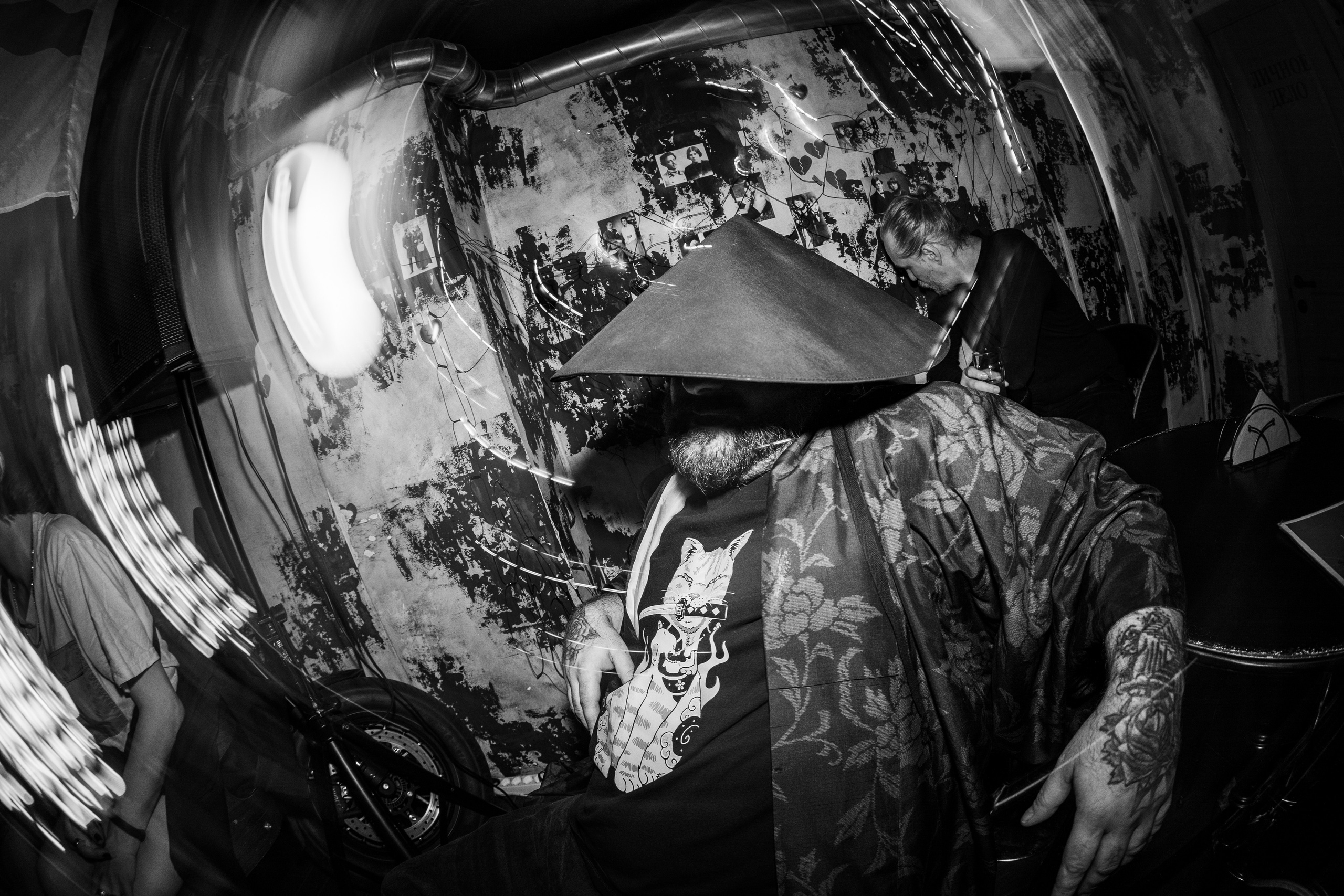 Панк-вечеринка в Баре разбитых сердец. Концертный и репортажный фотограф в Санкт-Петербурге Слава Пахомов