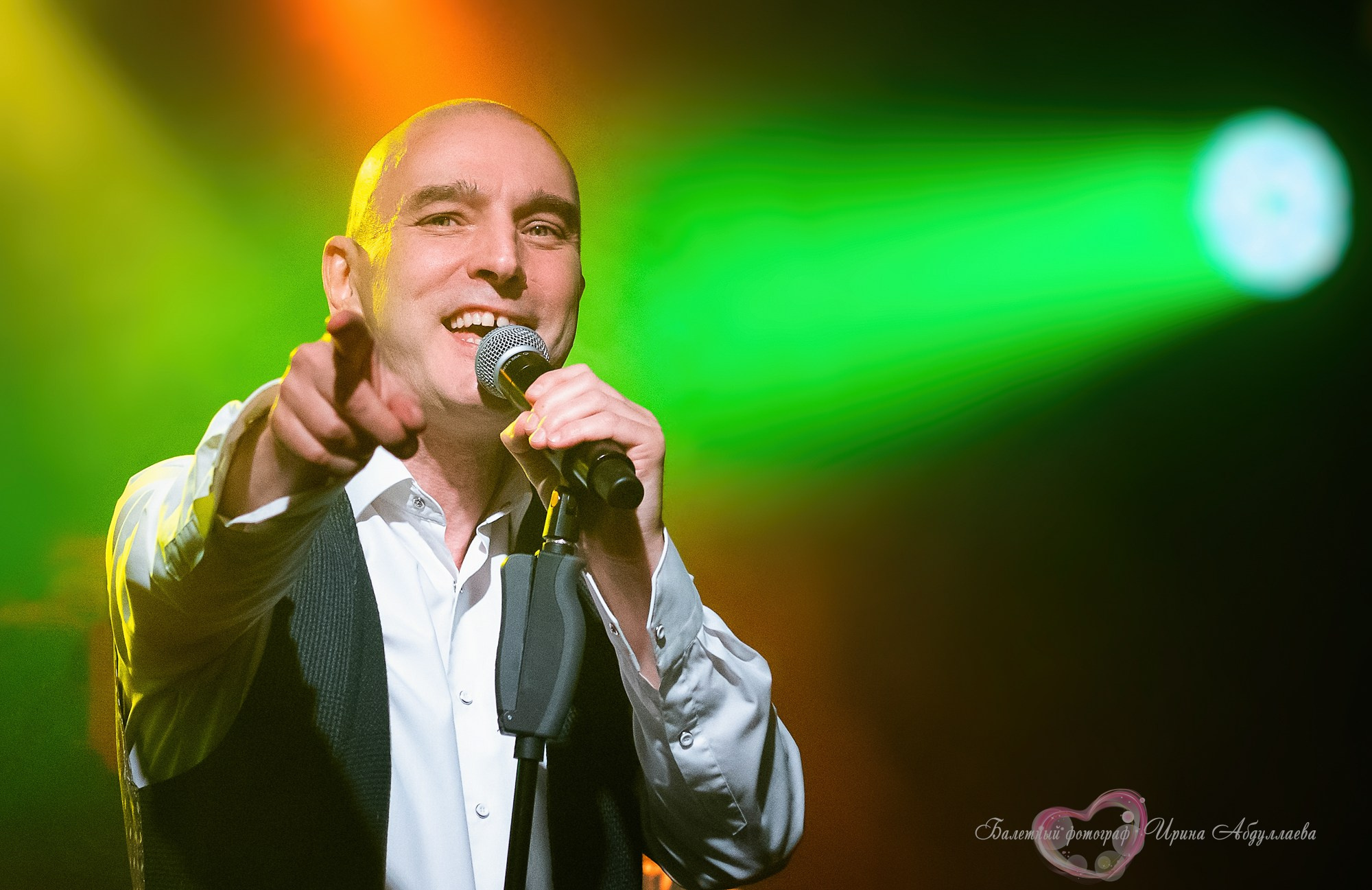 А.Державин — Magnus-Locus (съемка направлена была на поиск афиши)