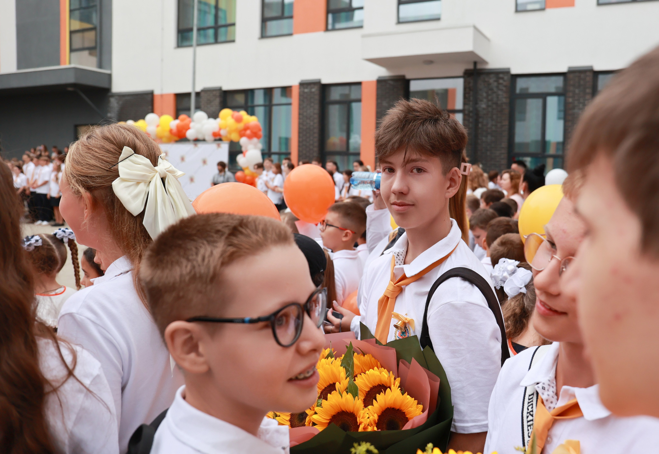 1 сентября (23 гимназия). Детский семейный фотограф Краснодар
