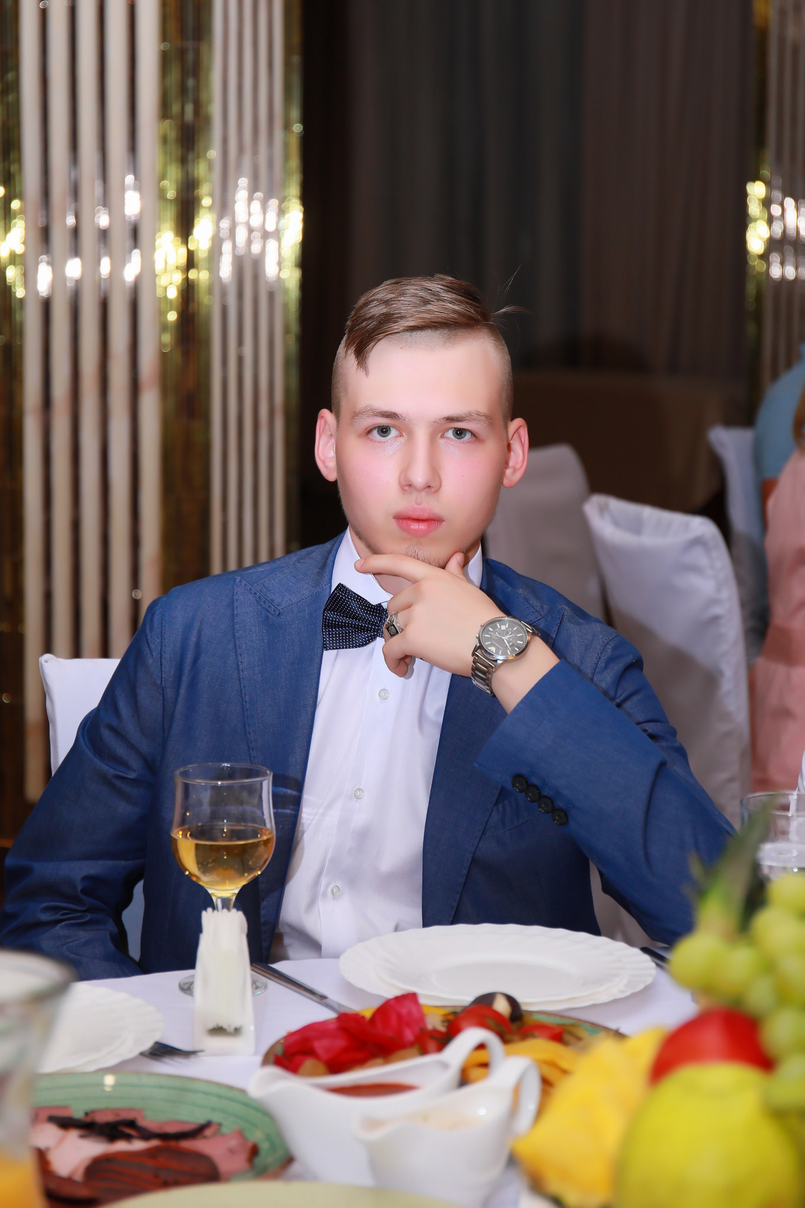 Champagne, банкетный зал. Детский семейный фотограф Краснодар