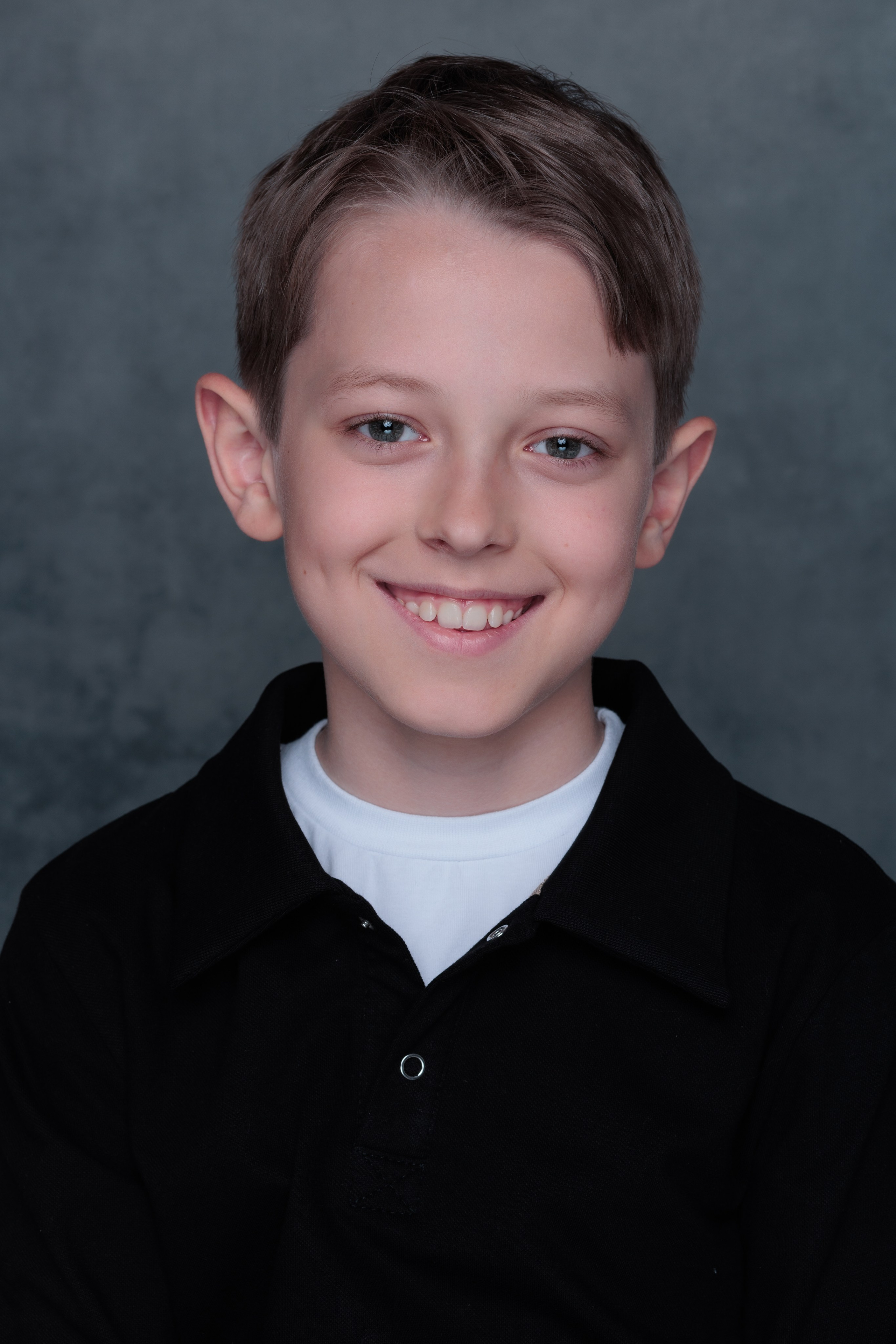 ЛЁША. Я фотограф из Москвы к Вашим услугам