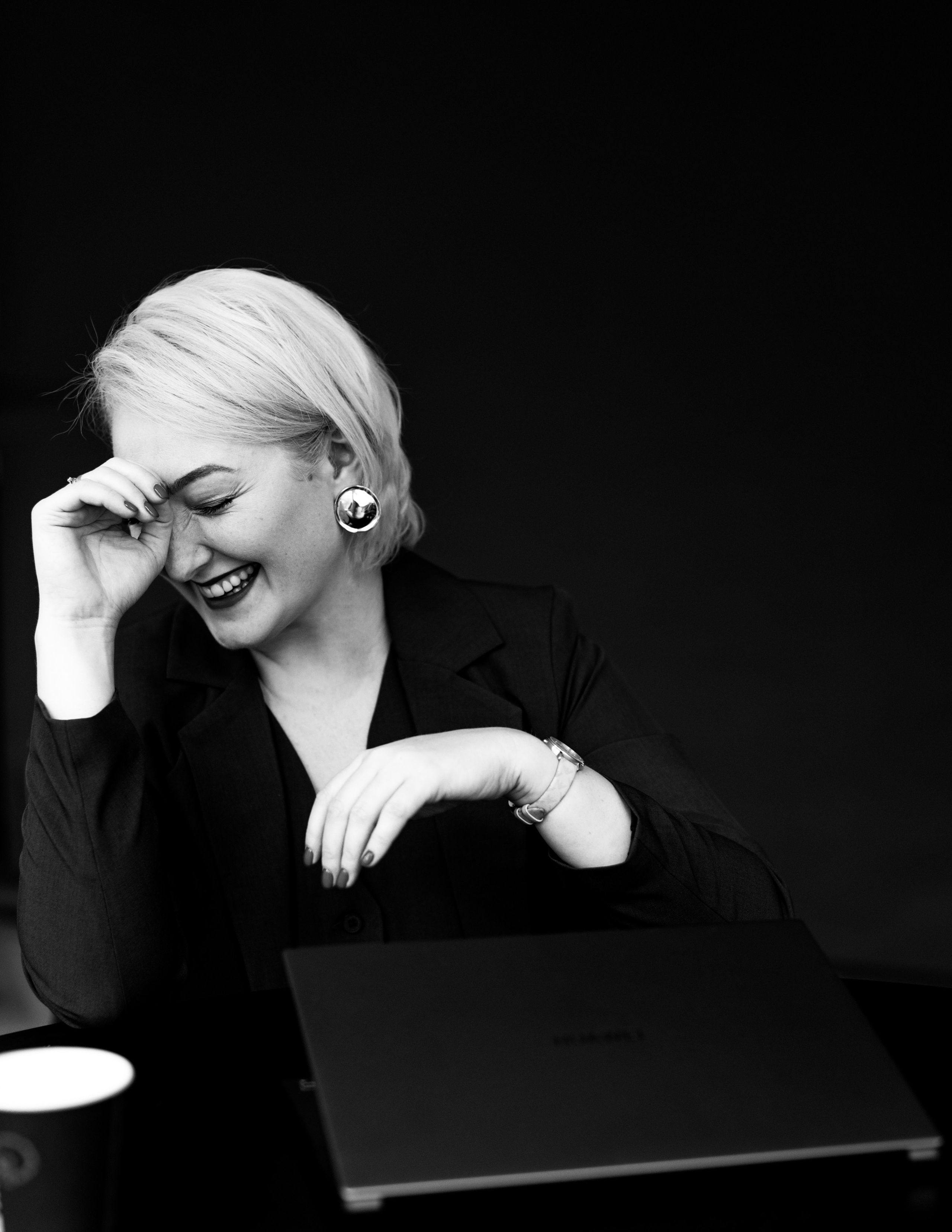 Тренер по эмоциональному интеллекту. Женский и контент фотограф в Москве