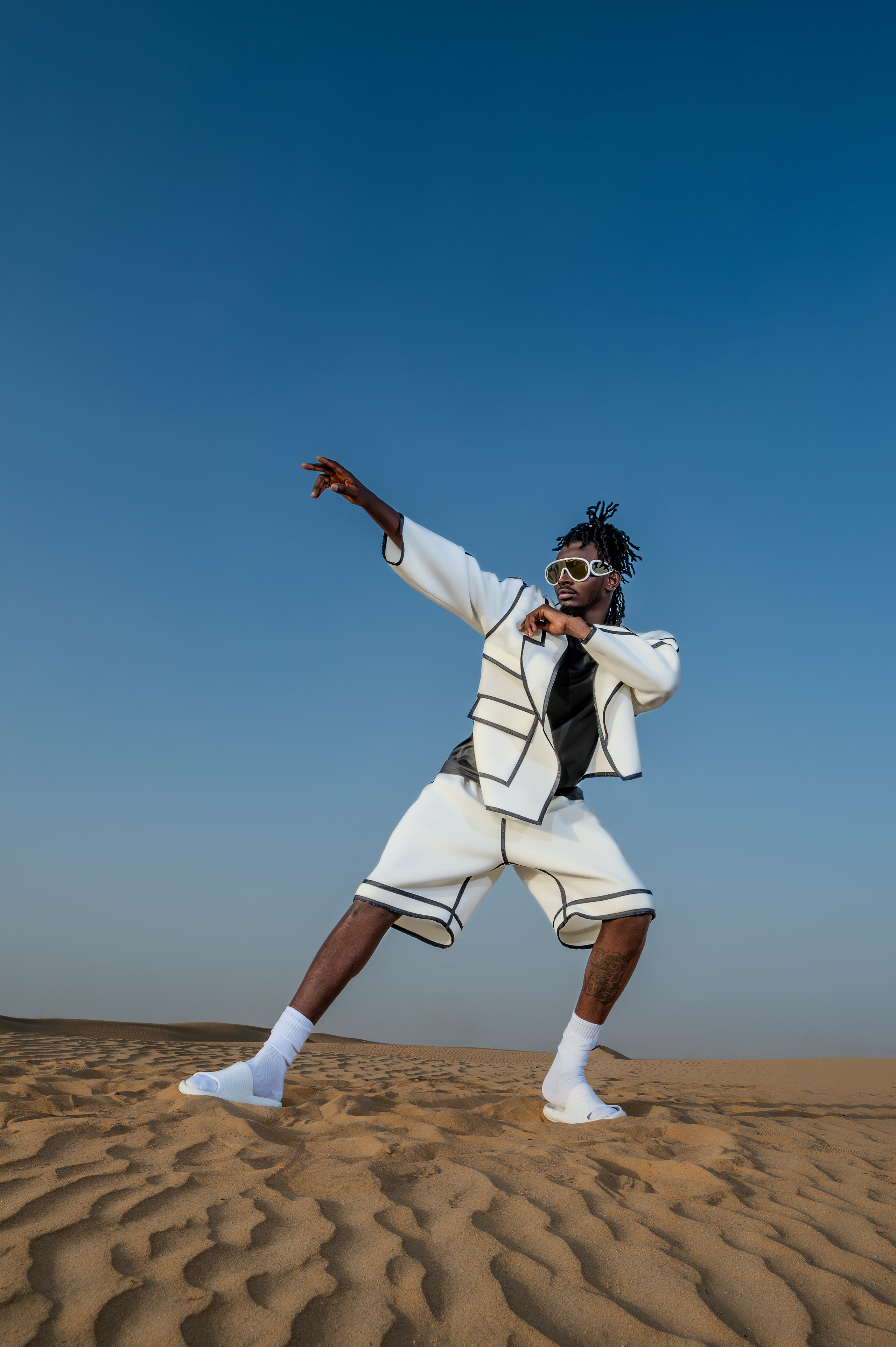 Lucky “straight lines”. Коммерческий фотограф Москва /Дубай, эксклюзивные фэшн фотосессии