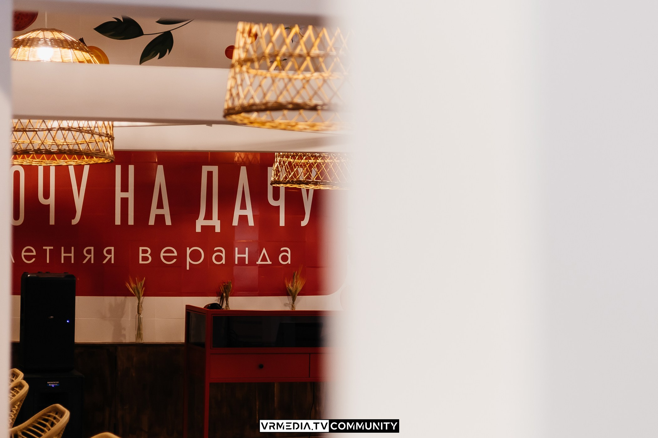 Ресторан «Volna»: Вечер на летней веранде «Хочу на дачу»