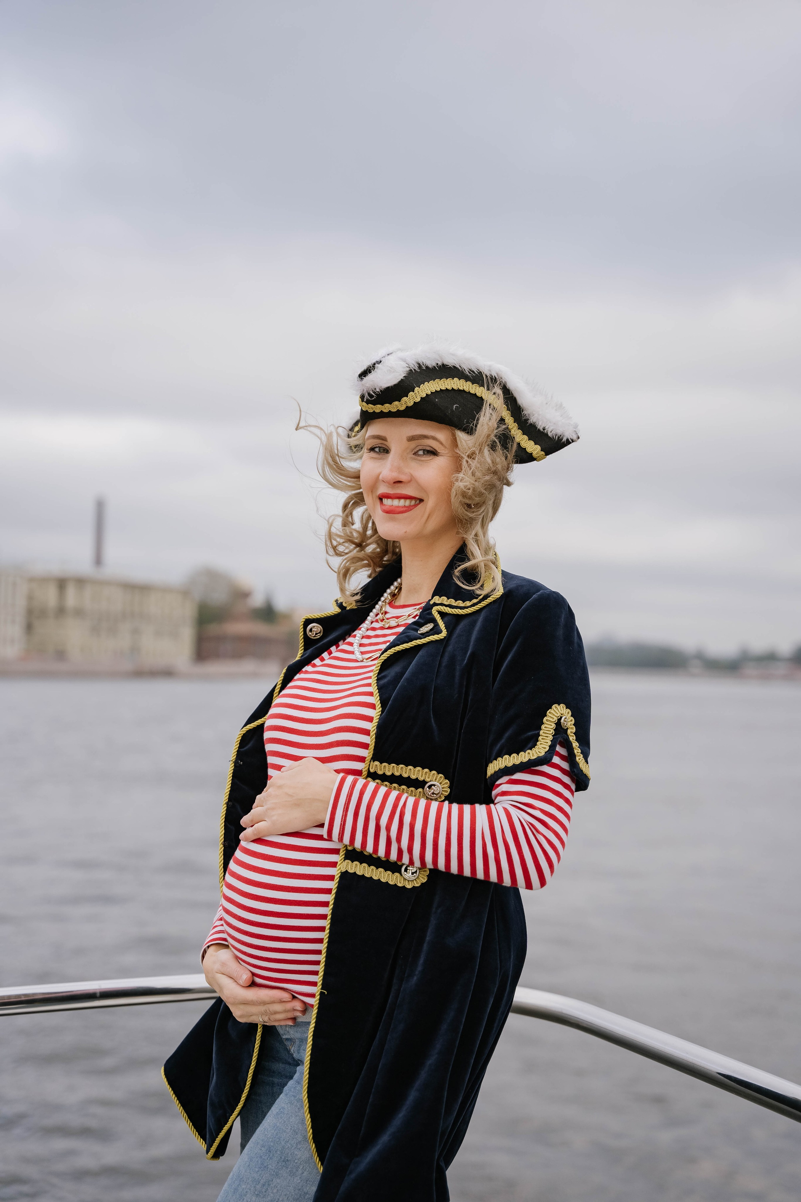 Прогулка по Неве