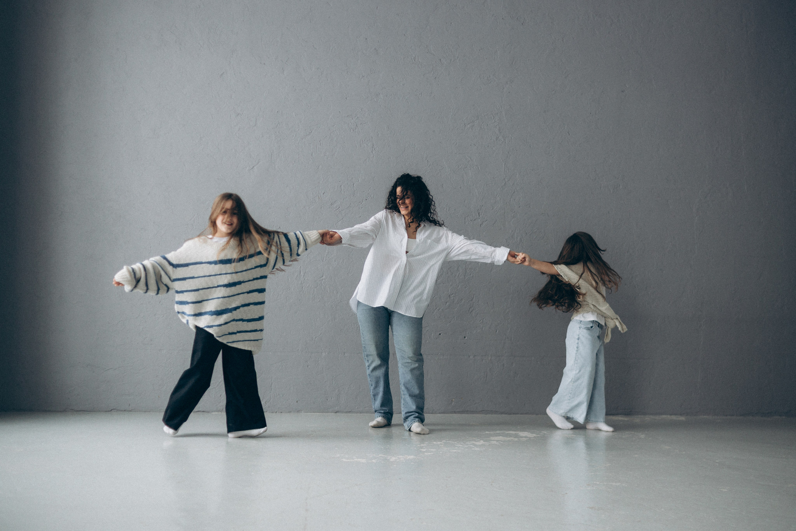 МИА, МАЙЯ, ЛЕНА. Семейная фотосессия. Настоящие портреты и истории