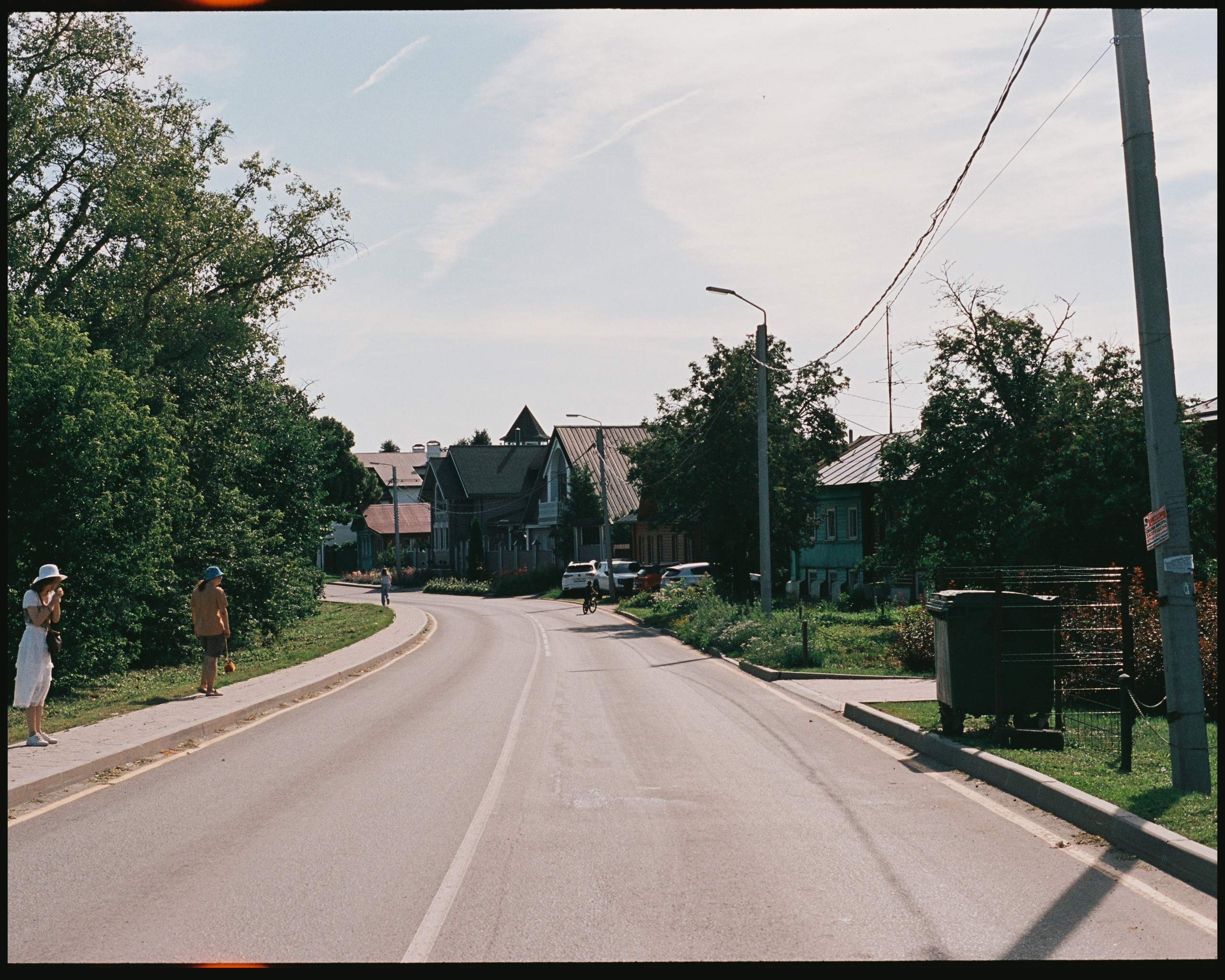 SUZDAL. ANNA — PHOTOGRAPHER