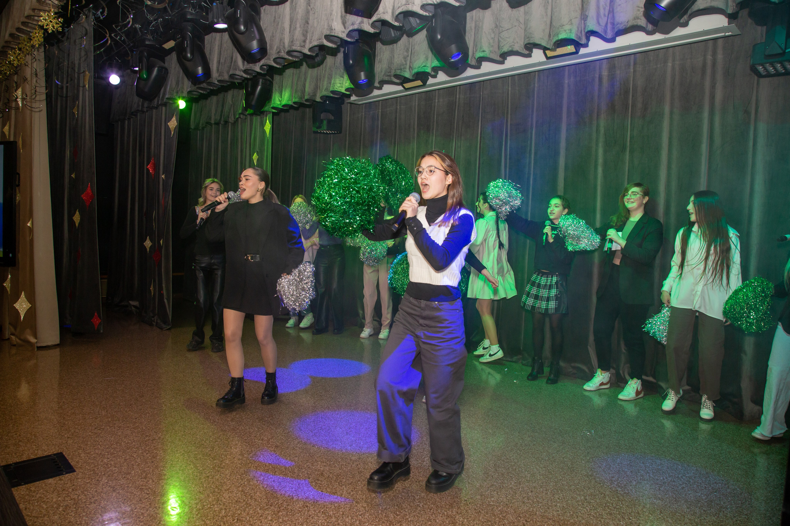 Репортажная съёмка для Домисольки на новый год. «Студия DRONAVT`s» — видеосъёмка и фотография г. Москва