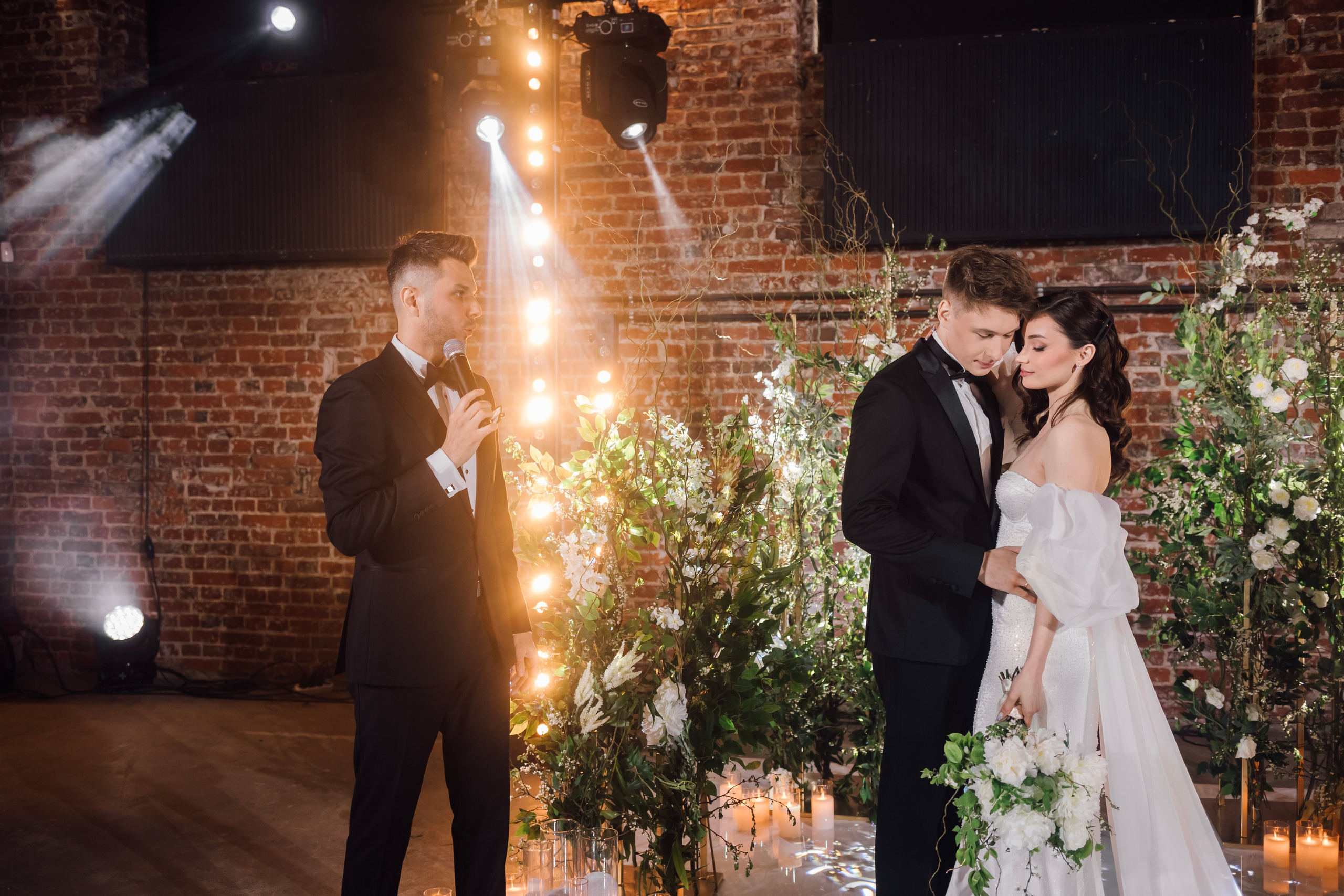 Мария и Алексей. Лофт. Свадебный и семейный фотограф в Москве Евгения Лисина