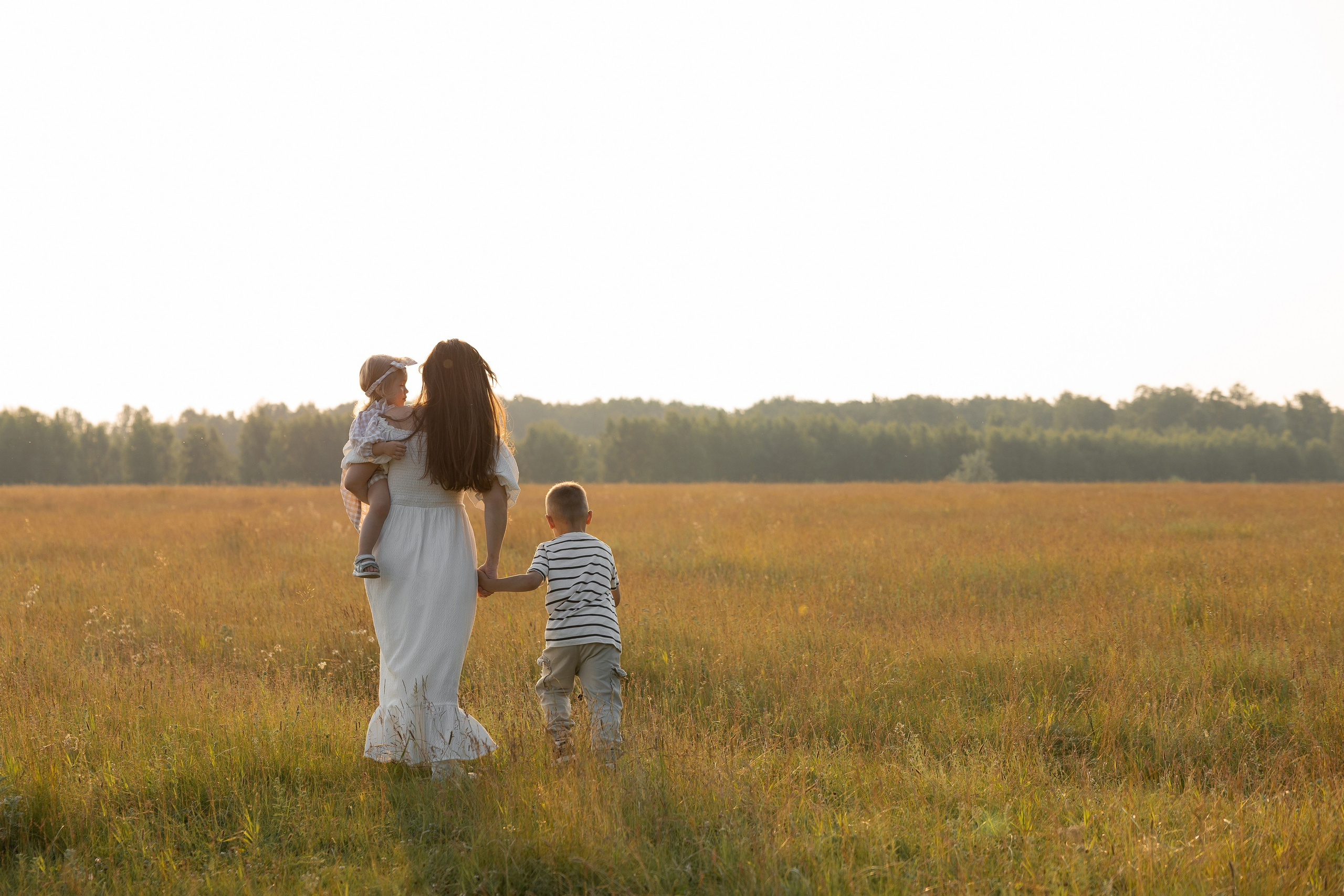 В поле. Семейный и свадебный фотограф в Челябинске Мария Леонтьева