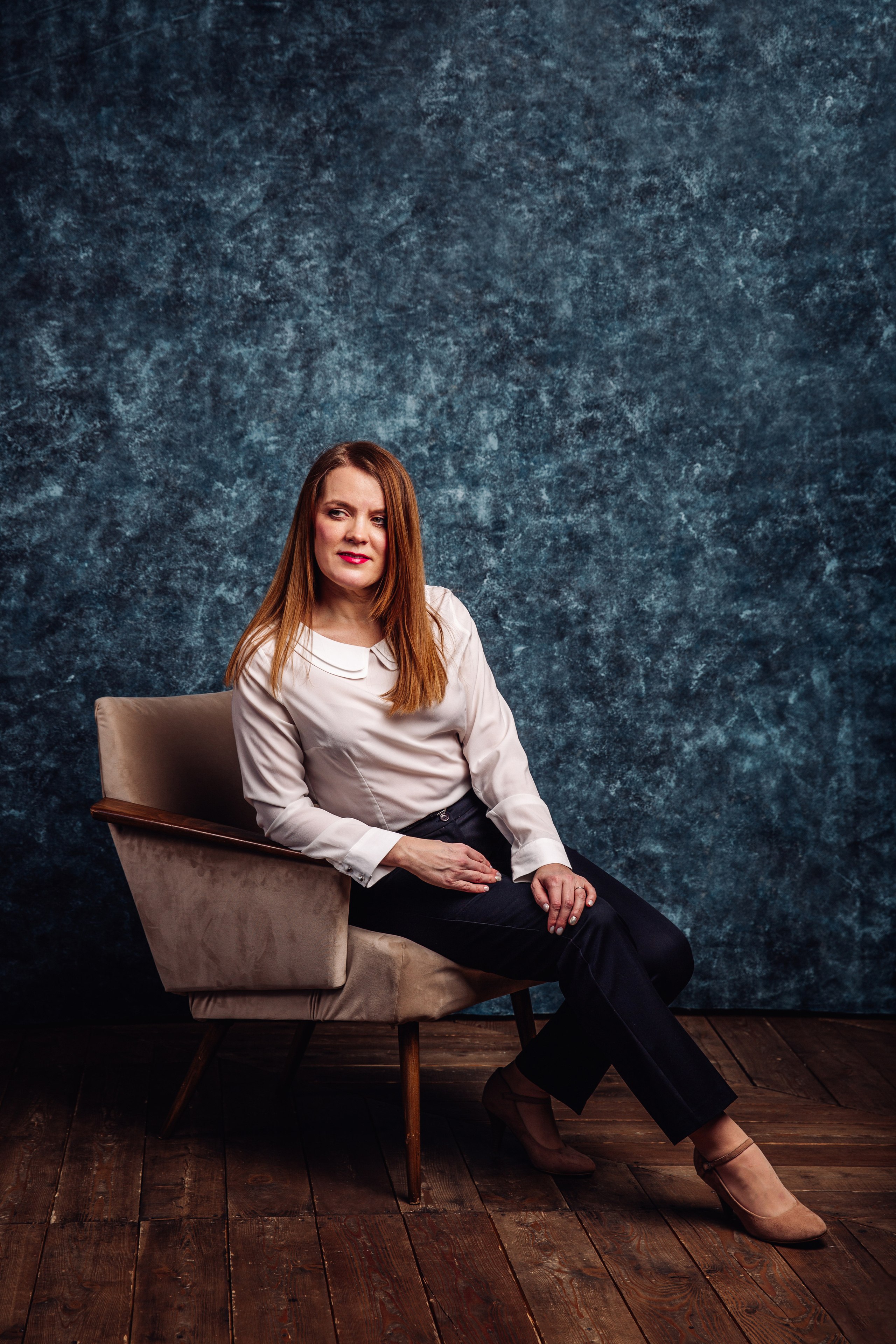 Женский деловой портрет. Марина Соколова. Контентный и семейный фотограф г. Красноярск