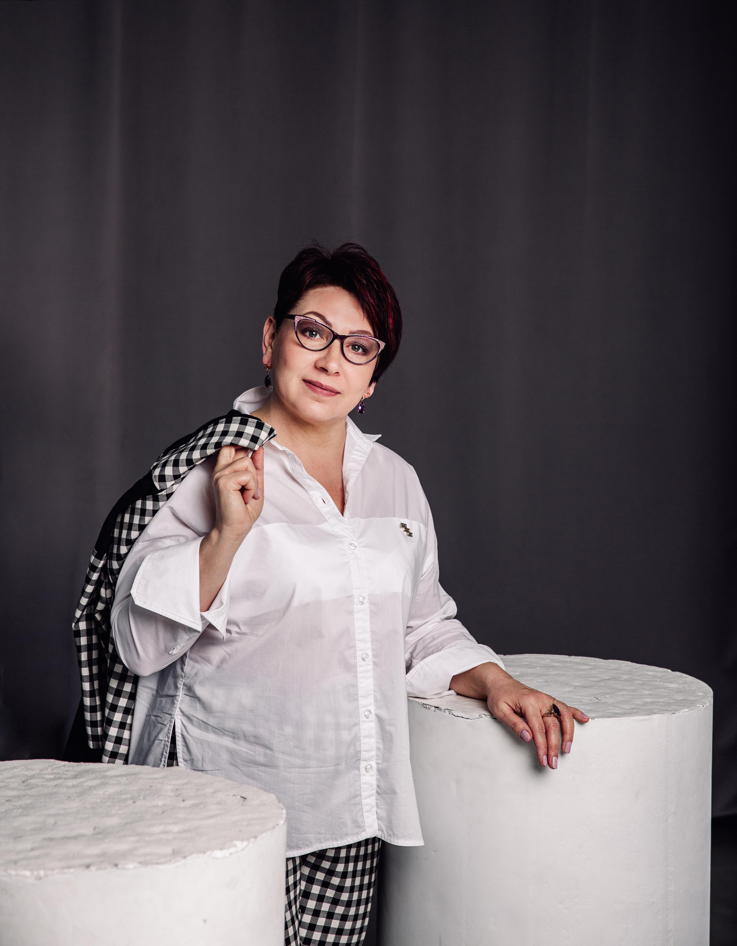 Женский деловой портрет. Марина Соколова. Контентный и семейный фотограф г. Красноярск