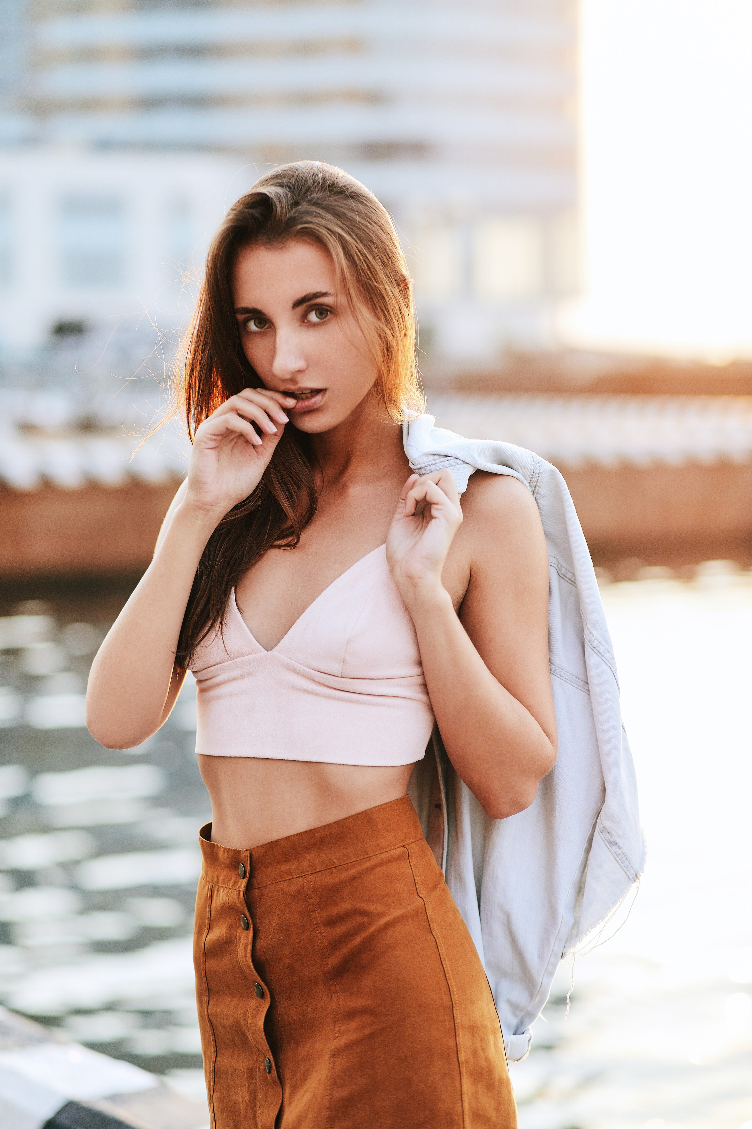 Осенняя фэшн фотосессия на пирсе во Владивостоке