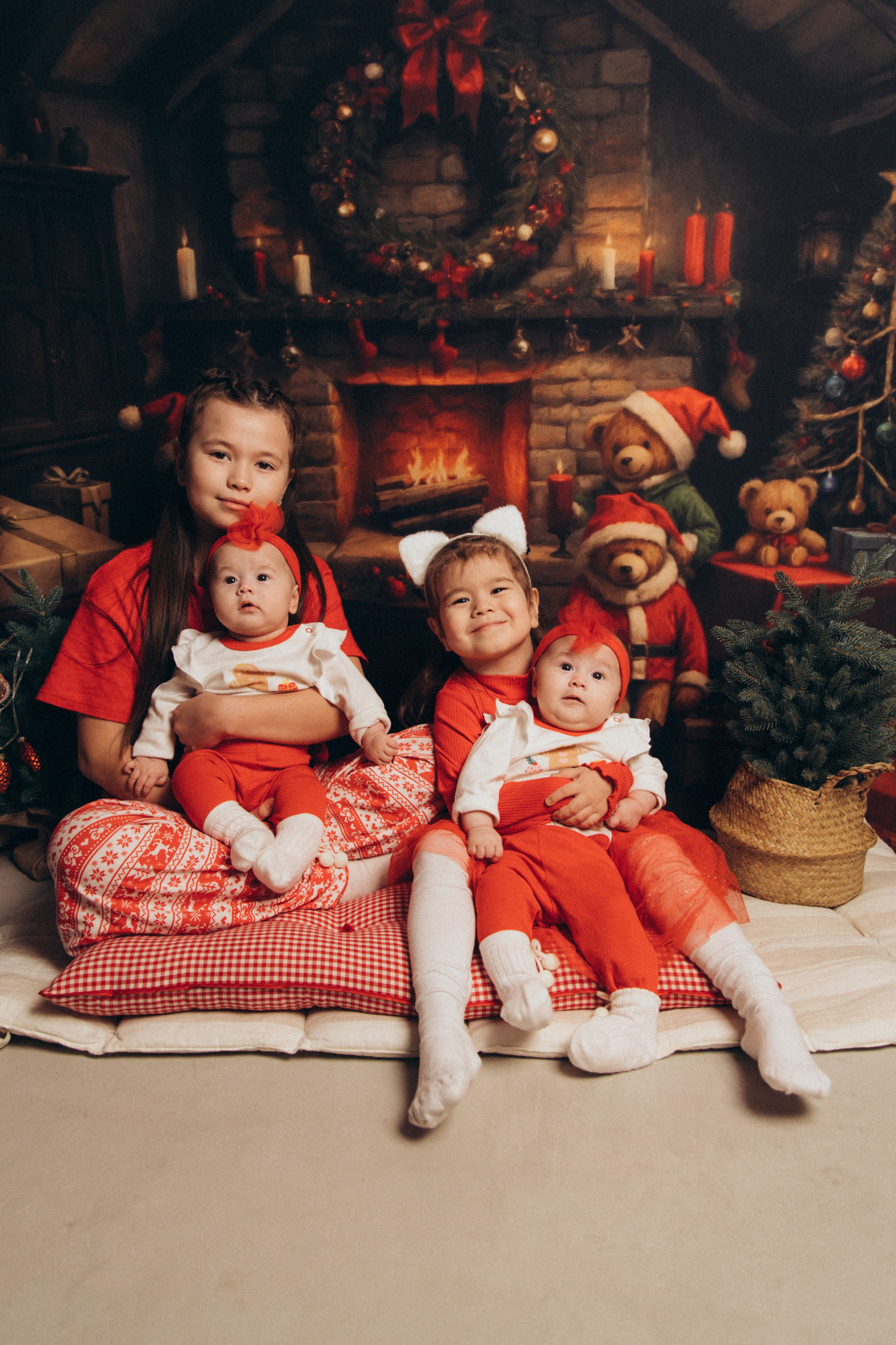 Лилиана и Розалина. Евгения Горбунова фотограф новорожденных в Новом Уренгое