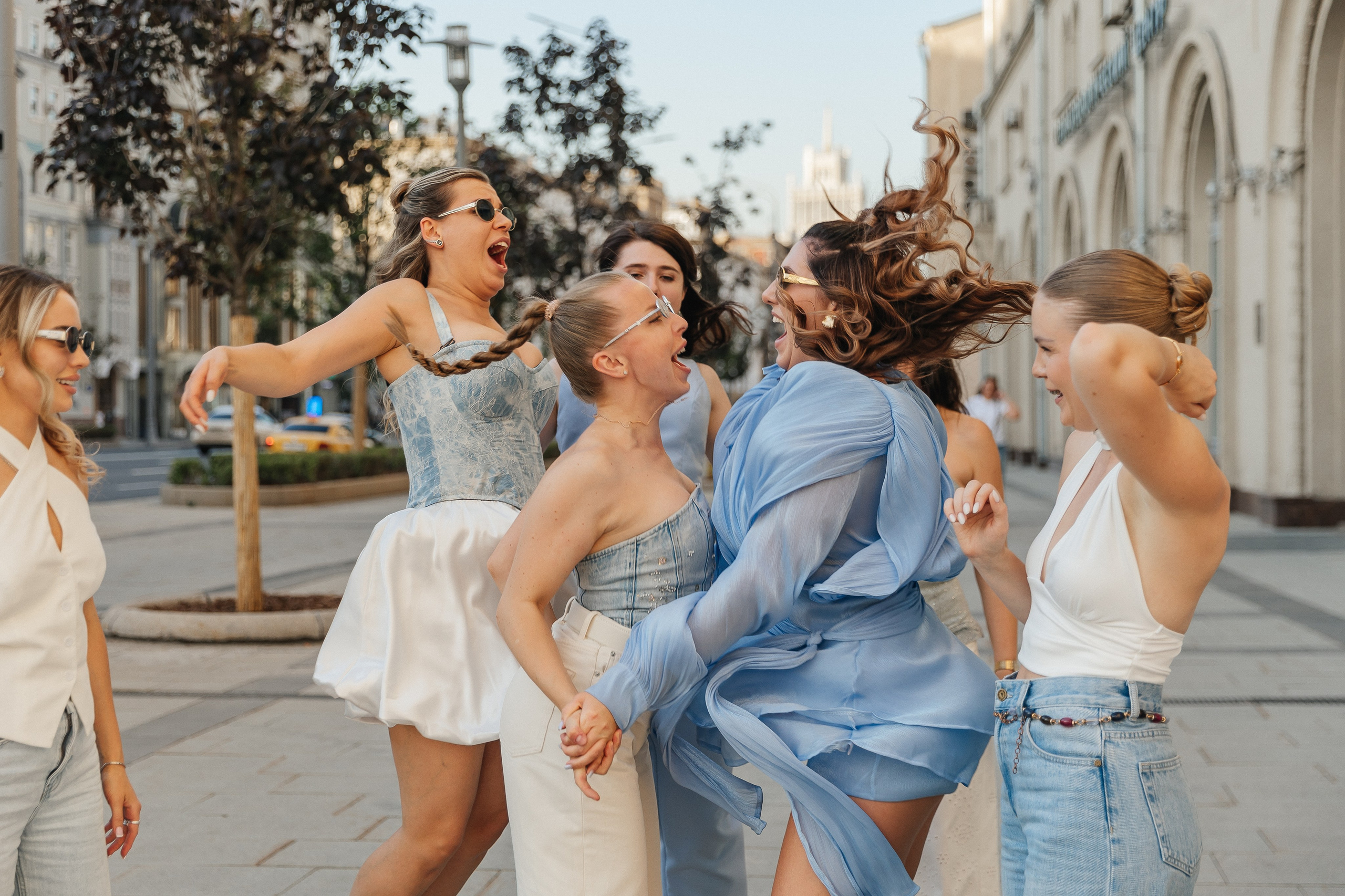 Девичник в Jam в голубом цвете. Фотограф Москва, Балашиха, МО. Свадьбы, репортажи, контент, портреты