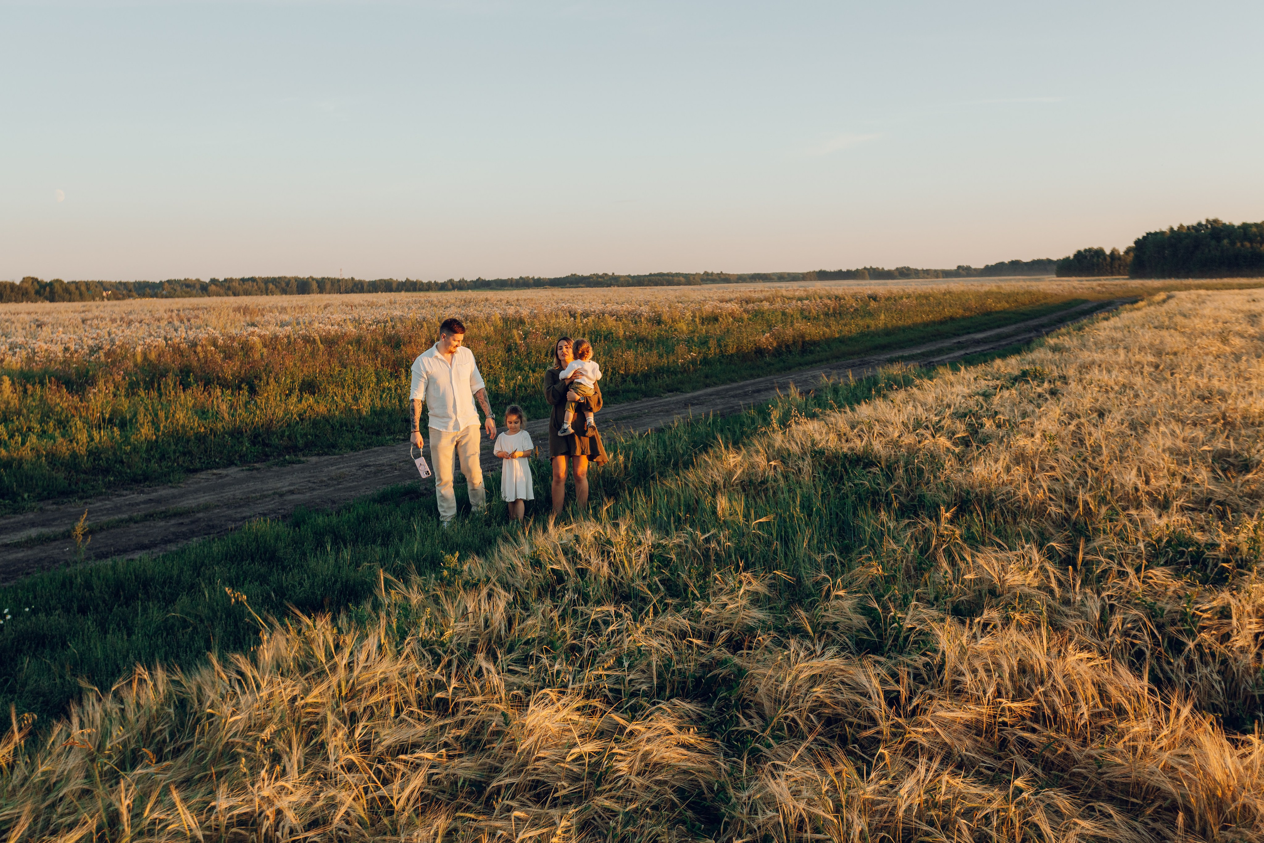 Поле. Семейный и художественный фотограф в Тюмени Юлия Логинова