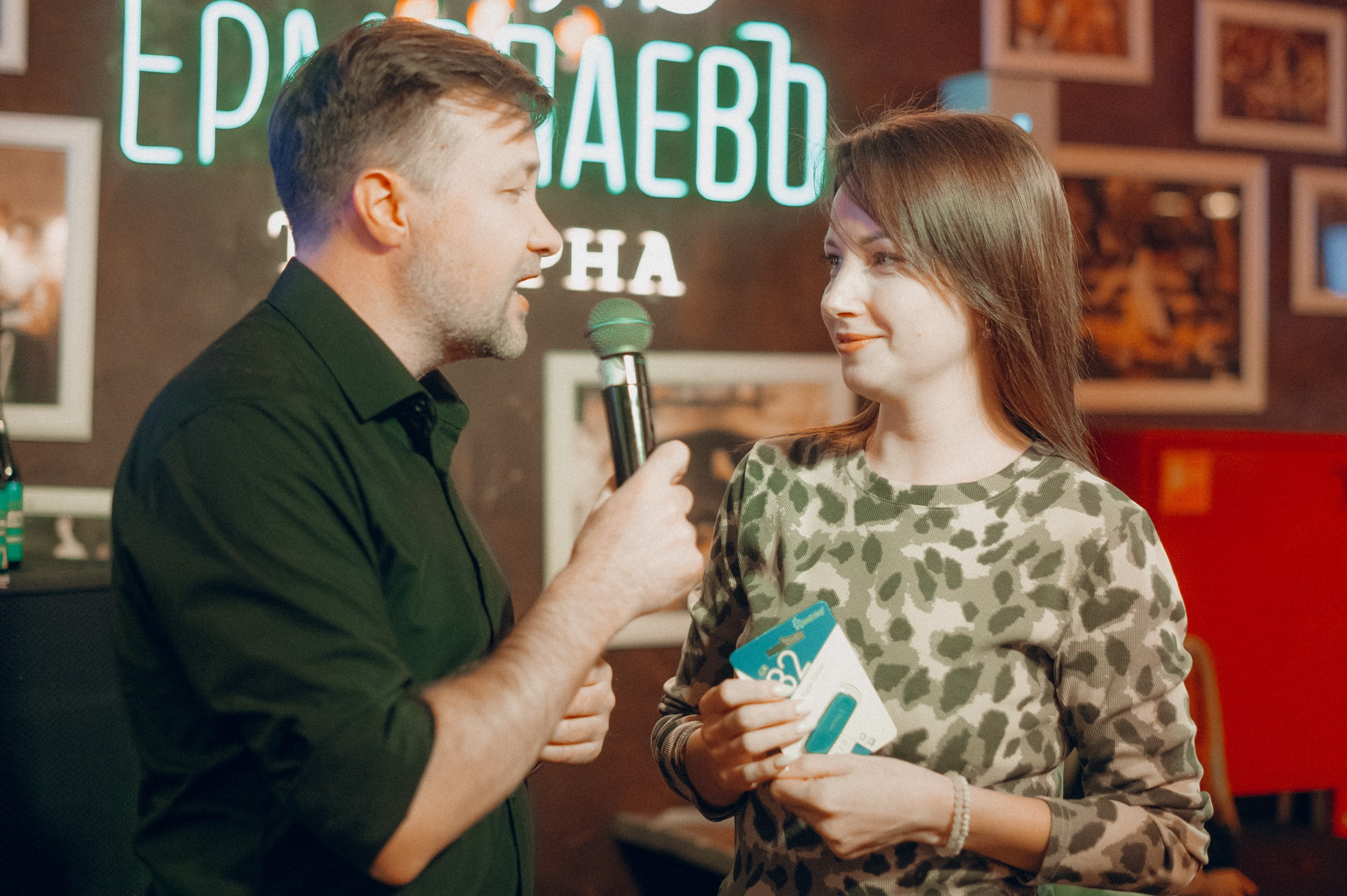 КВИЗ в ресторане «Ермолаев». Фотограф Дмитрий Пименов