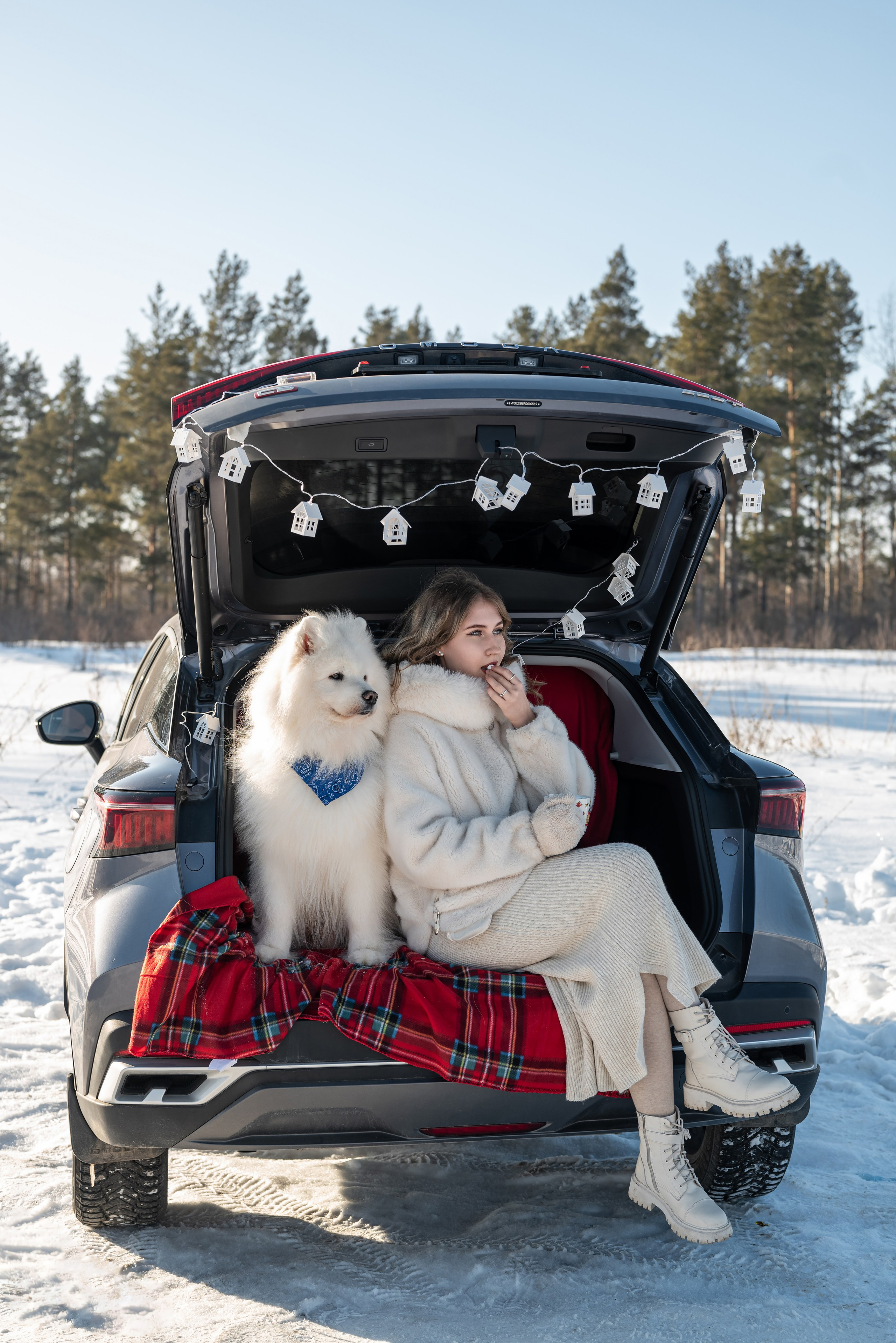Фотопроект с Платоном и машиной на улице. Фотограф в городе Салават