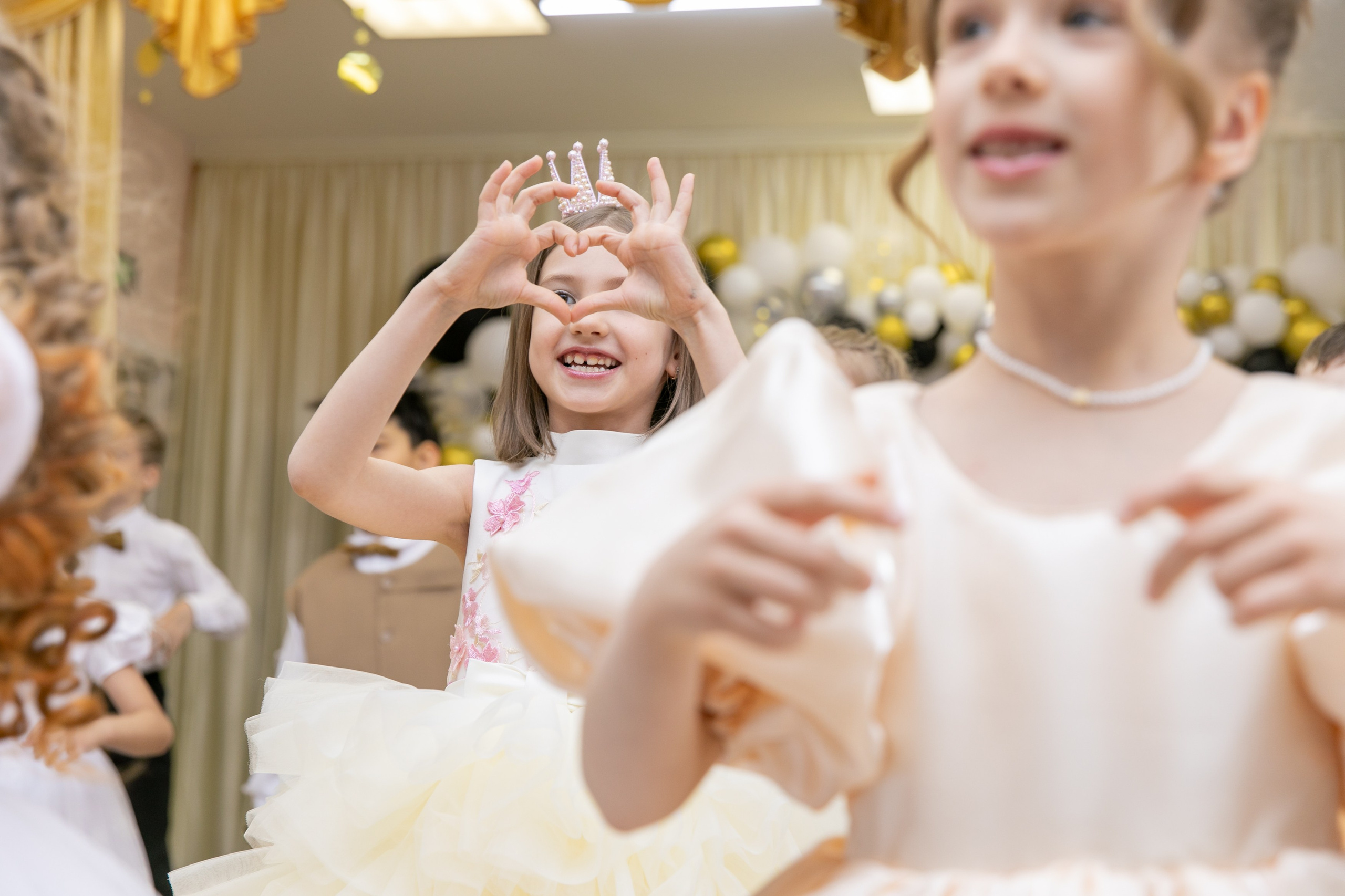 Выпускной Цветик-Семицветик 2025. Школьный и детский фотограф в Южно-Сахалинске Анастасия Лескова