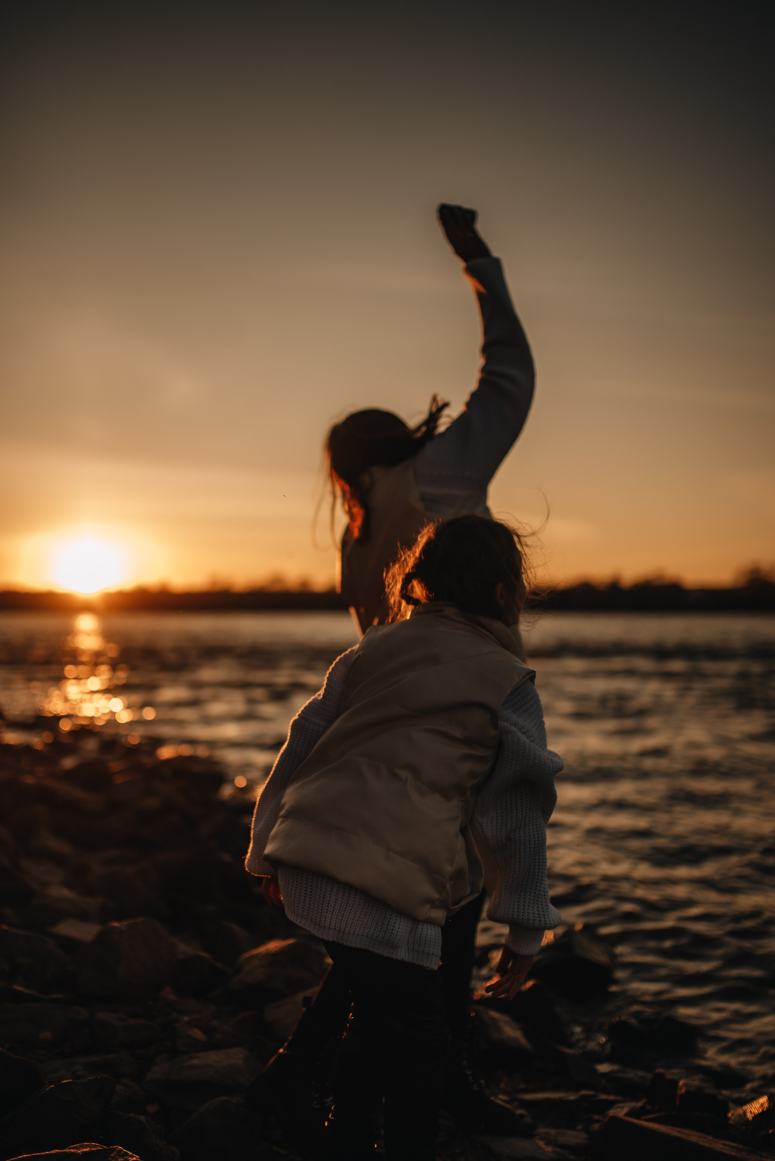 Катя и Варя (маяк). Семейная фотосессия в Новосибирске от фотографа Ольги Коваль