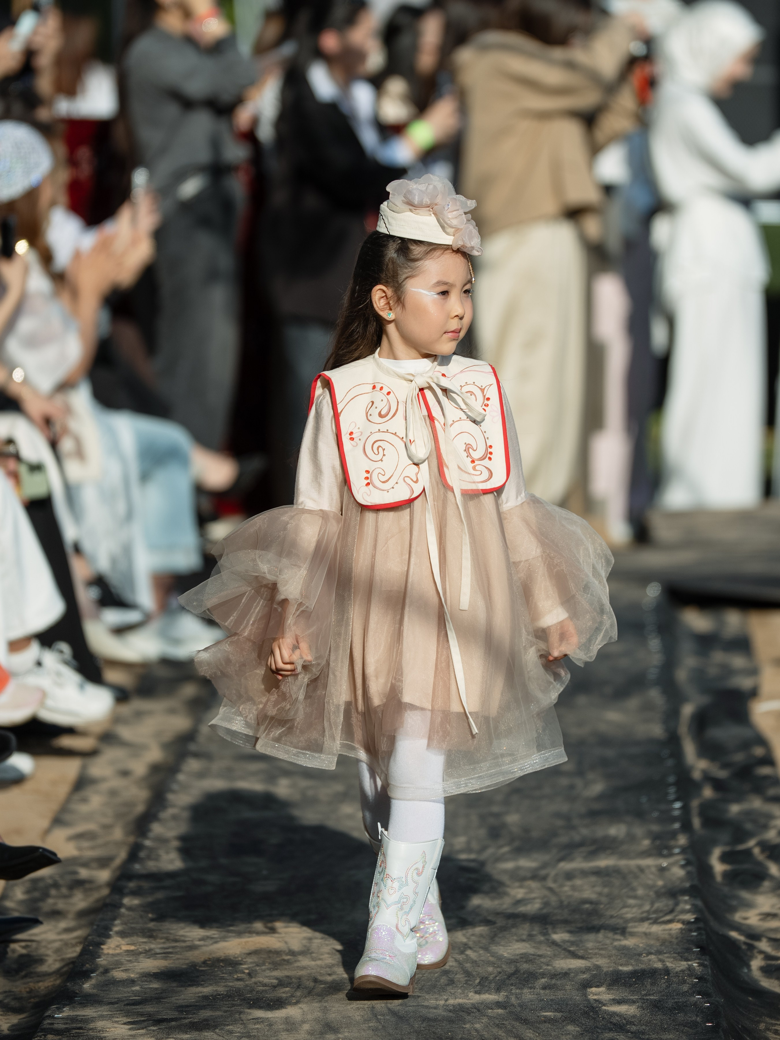 Brand Darideiya. Сайт Алматинского НЮ АРТ, будуар и фэшн фотографа Дениса Карпенко