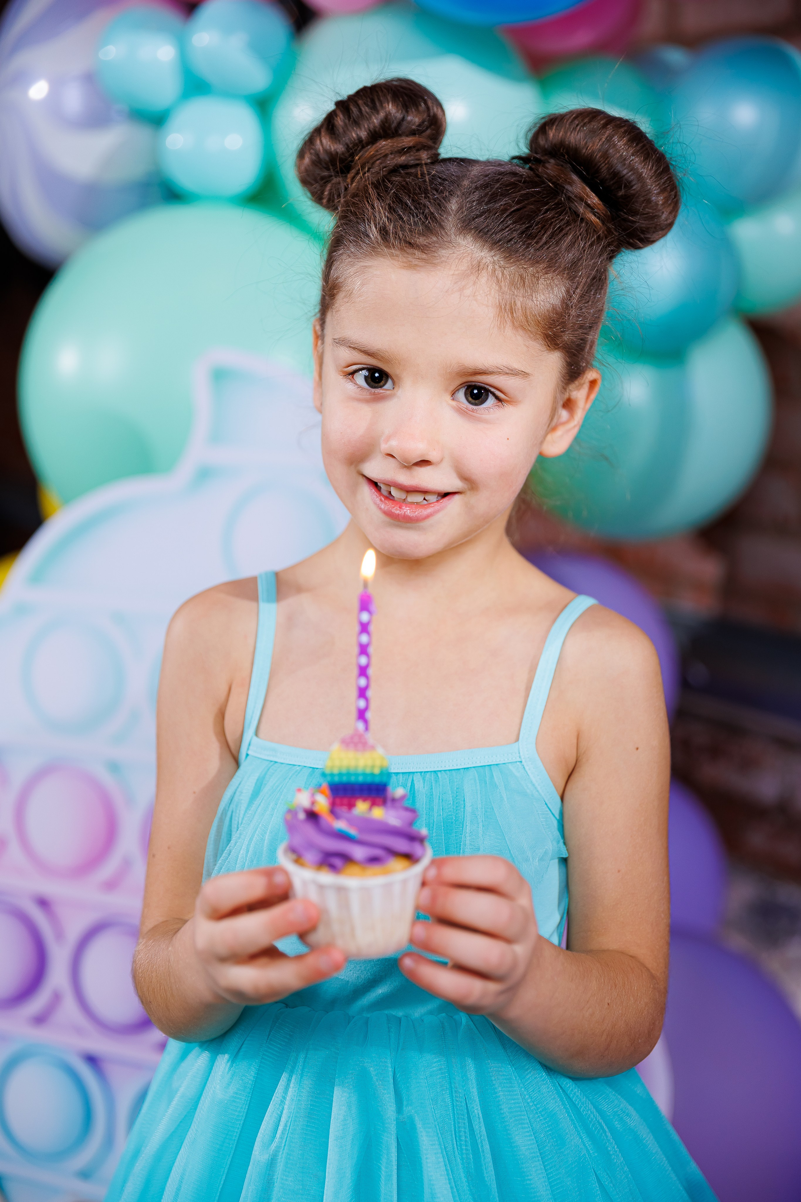 День рождения Насти «Pop-it». Семейный и детский фотограф Комина Елена, Власиха, Одинцово