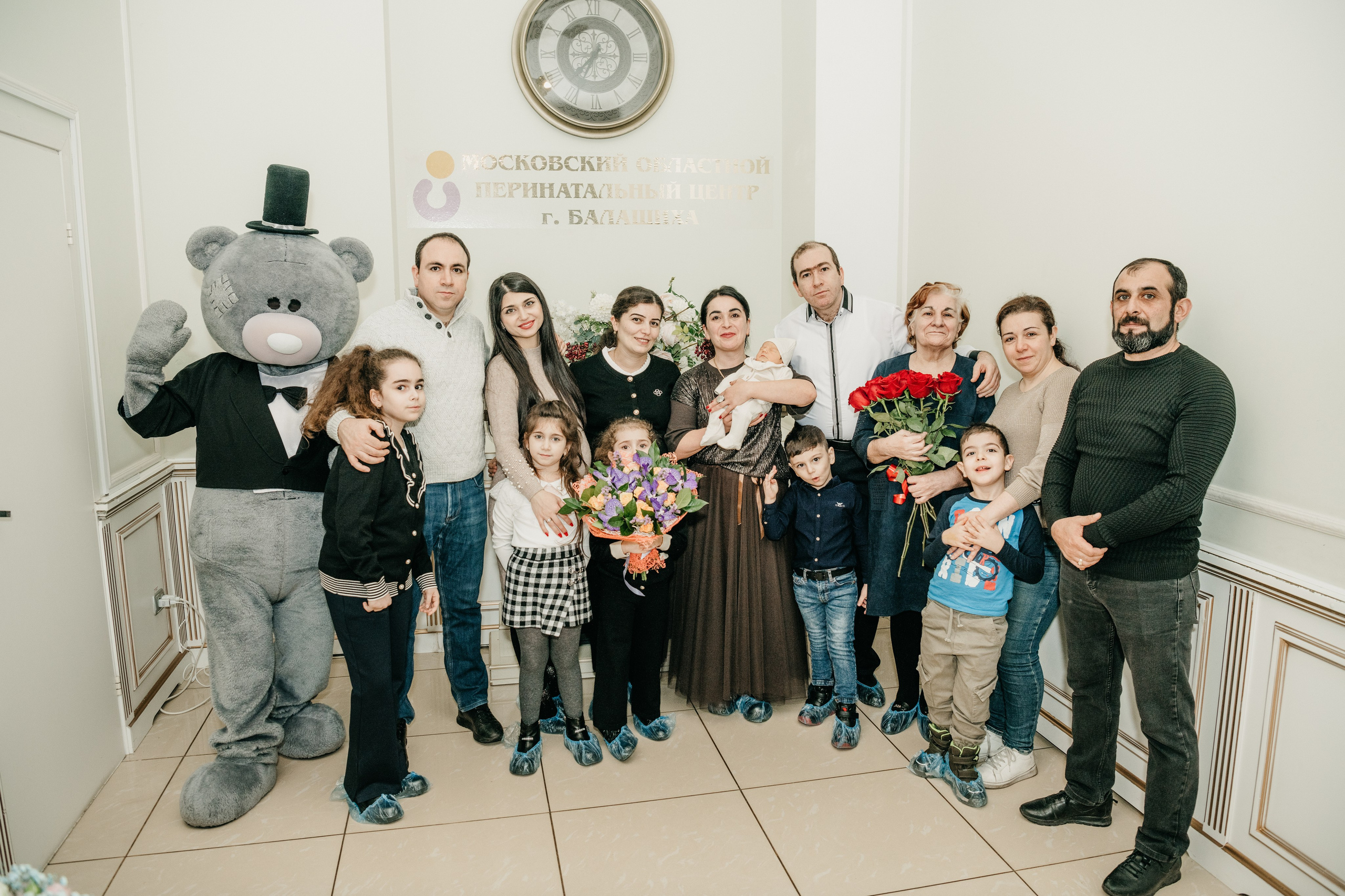 Выписка Вигена. Перинатальный центр в Балашихе. Фотограф на выписку из роддома в Москве и МО