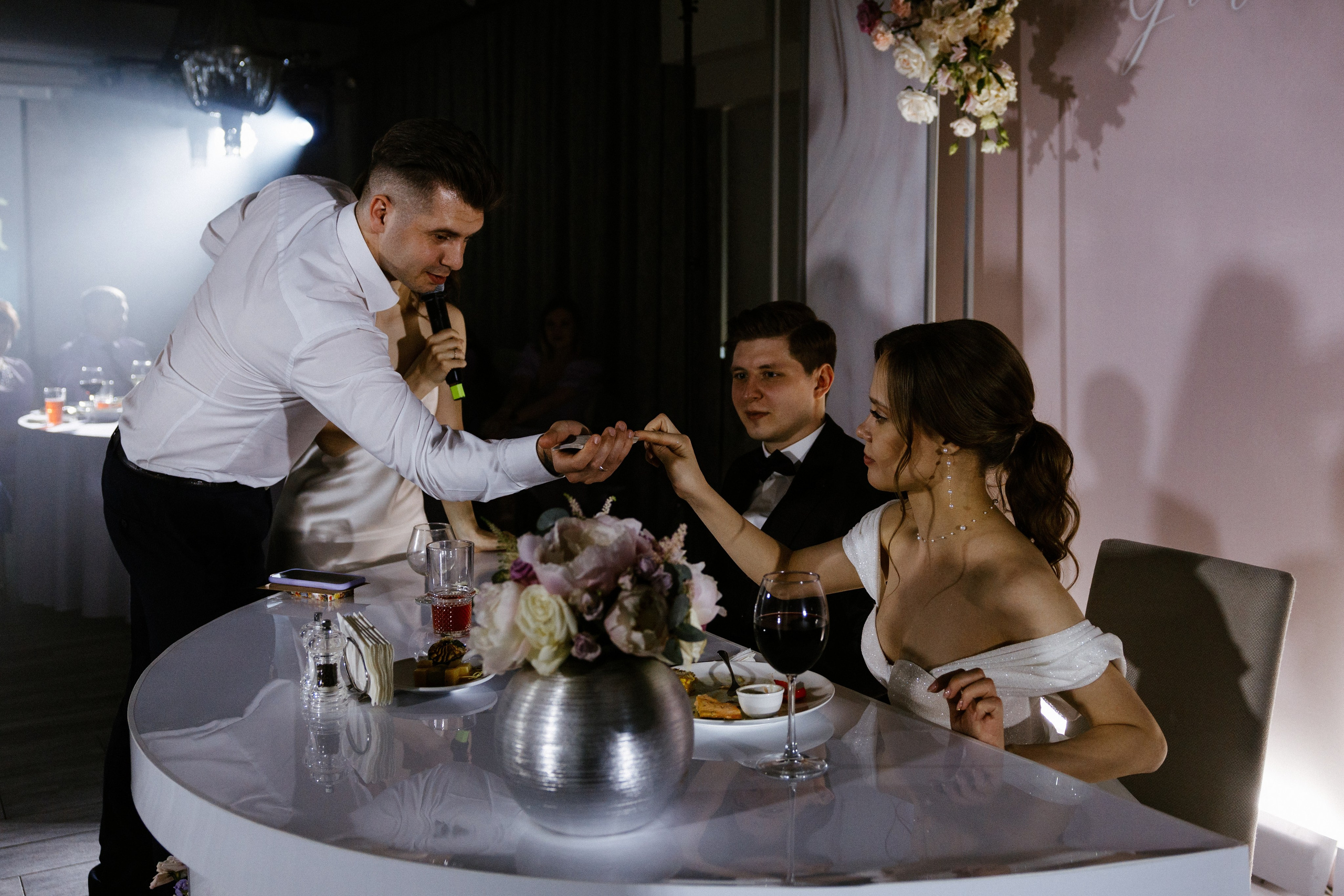 Денис и Юлия. Dieci. Свадебный фотограф Балчугова Мария Екатеринбург