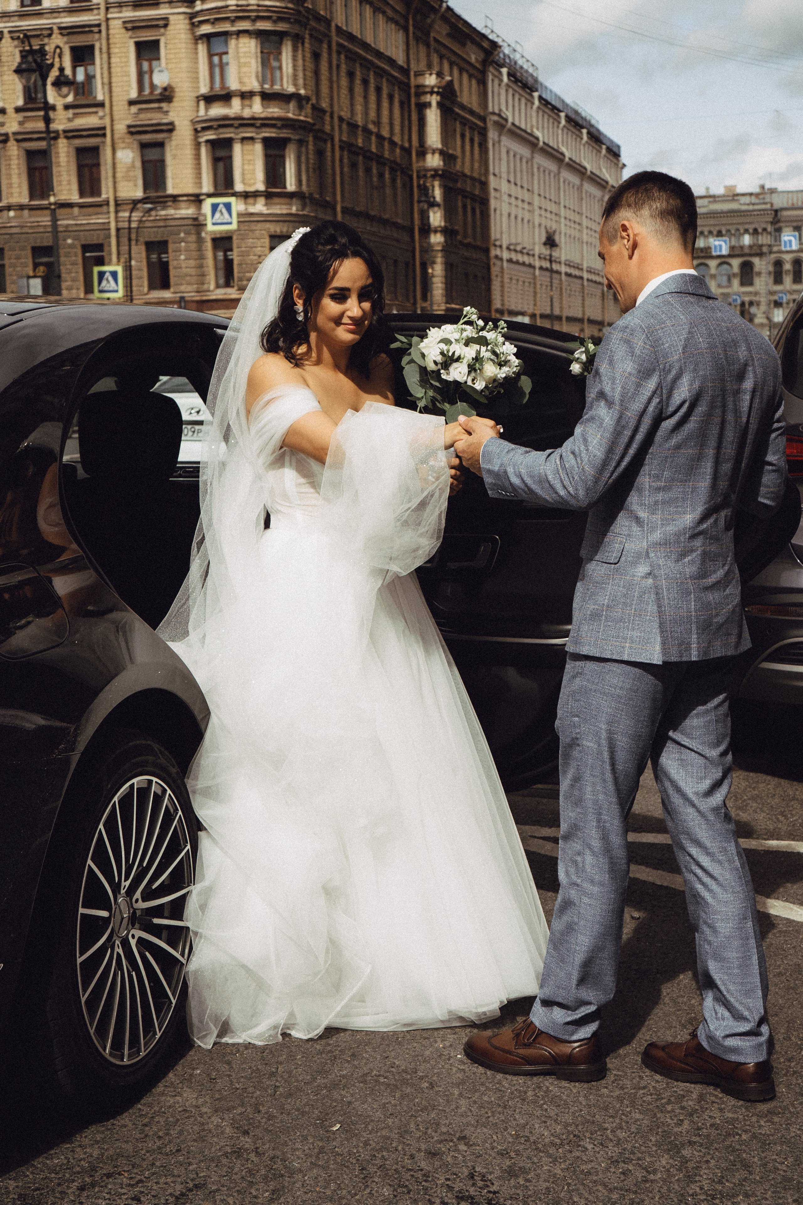 СВАДЕБНАЯ ПРОГУЛКА РЕСТОРАН МЫ ЖЕ НА ТЫ И ФОТОСЕССИИЯ С АВТОМОБИЛЕМ. Профессиональный фотограф, Санкт-Петербург — Виктория Богомолова