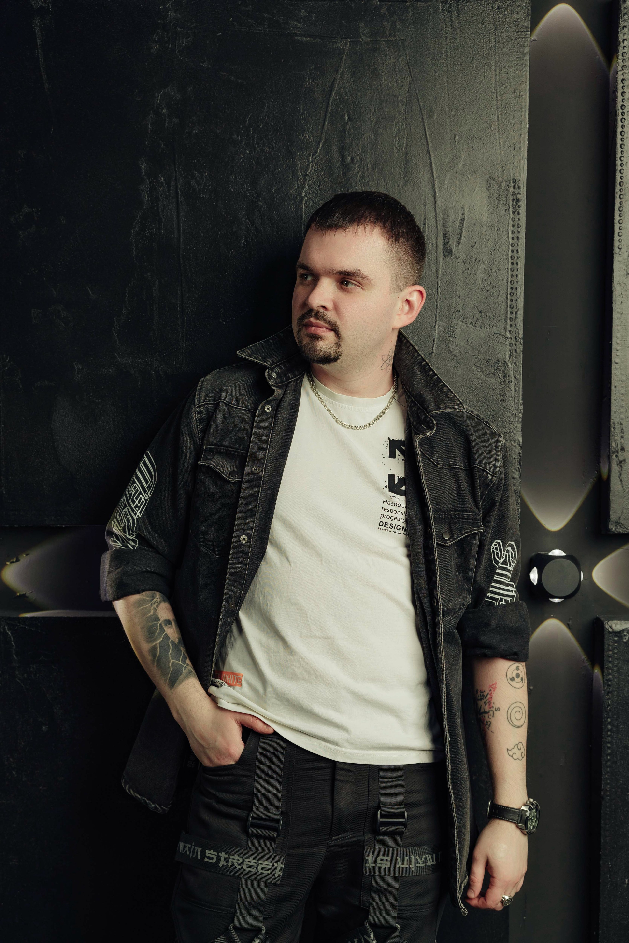 Коллективная фотосессия для мастеров тату-салона «Бить-Колотить». Алексей Шаров — свадебный и репортажный фотограф в Нижнем Новгороде