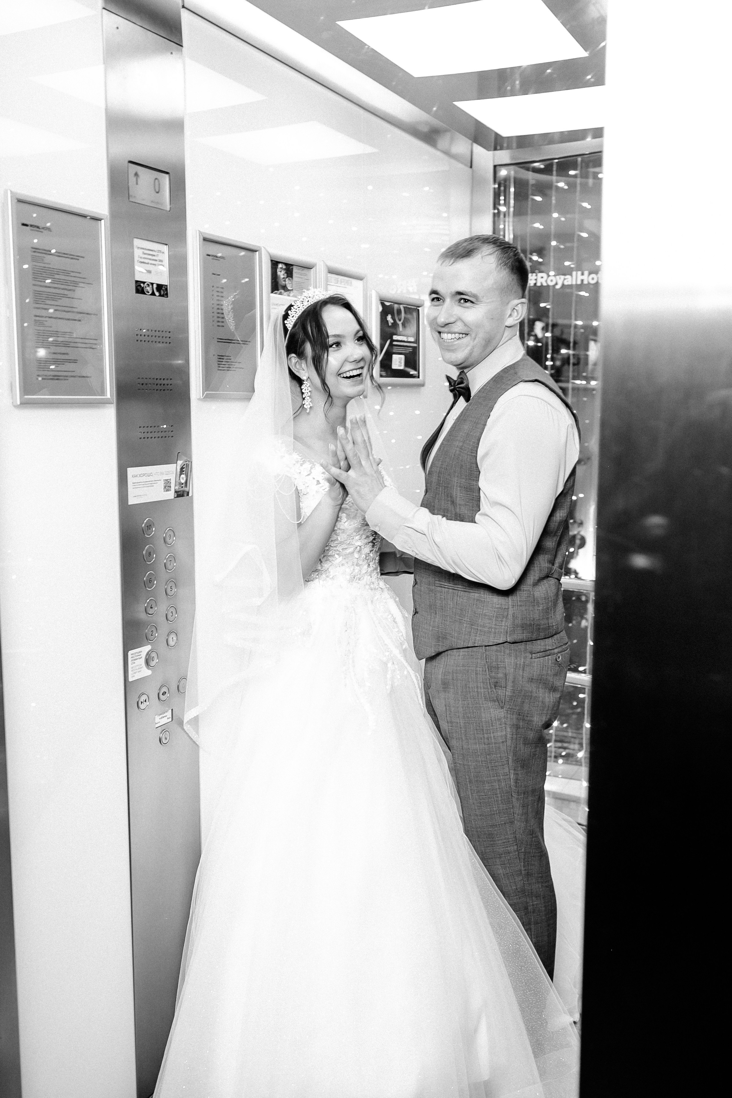 Съемка выездной регистрации в отеле. Свадебный и репортажный фотограф в Ярославле и Санкт-Петербурге Роман Микрюков