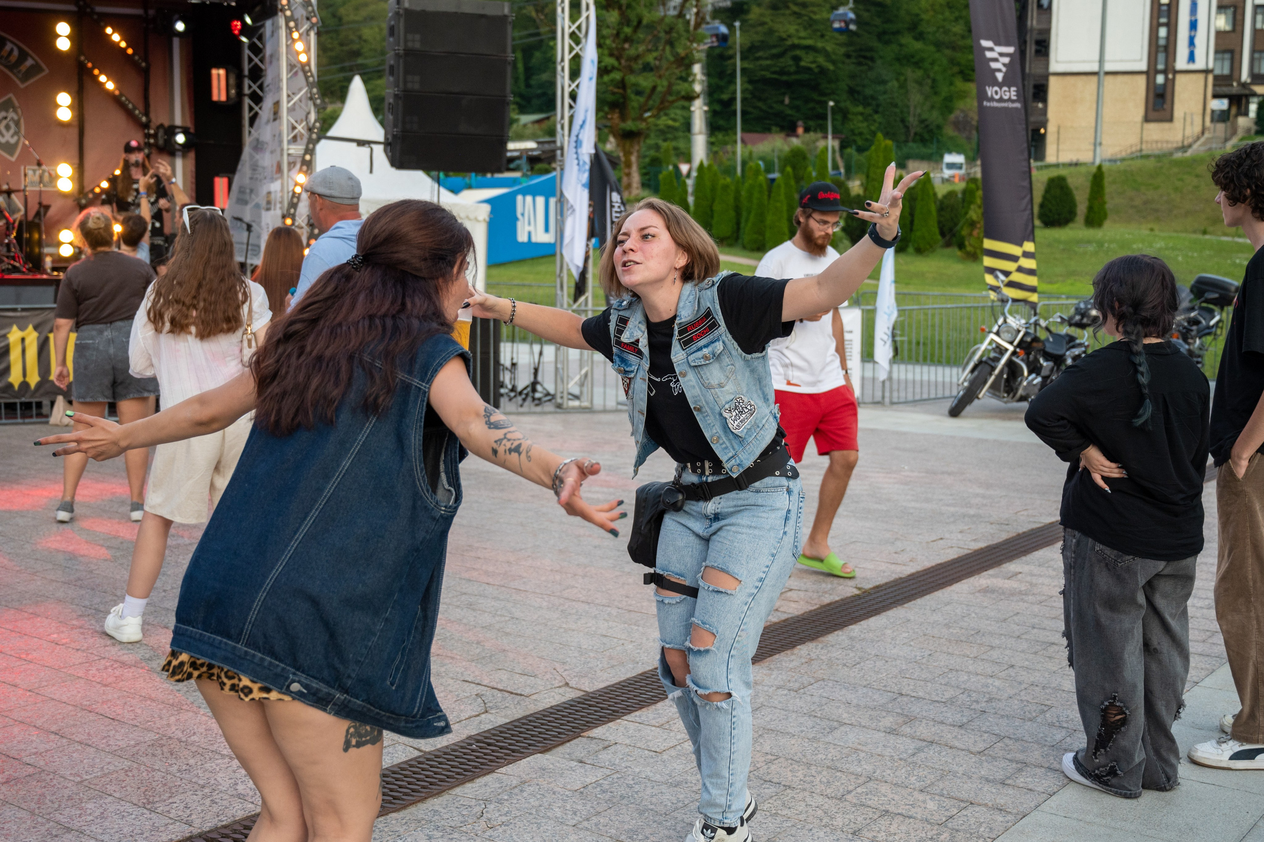 11- ый Ежегодный Байк Фестиваль " Медвежья МОТО ПОЛЯНА». Фотографирую счастливых людей в Сочи