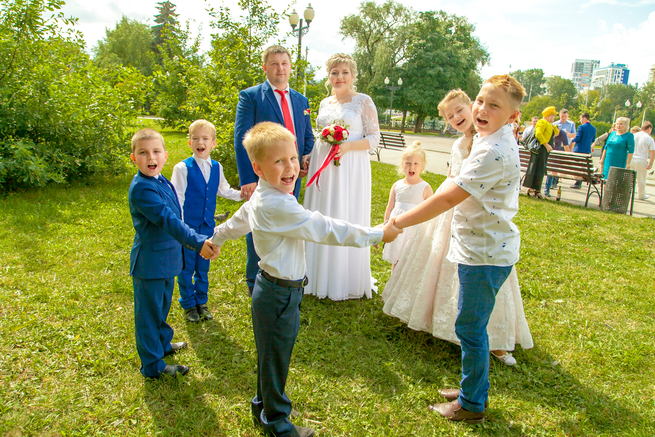 Михаил и Анна. Ведущий, Тамада, DJ, фото в Перми. Хорошее настроение