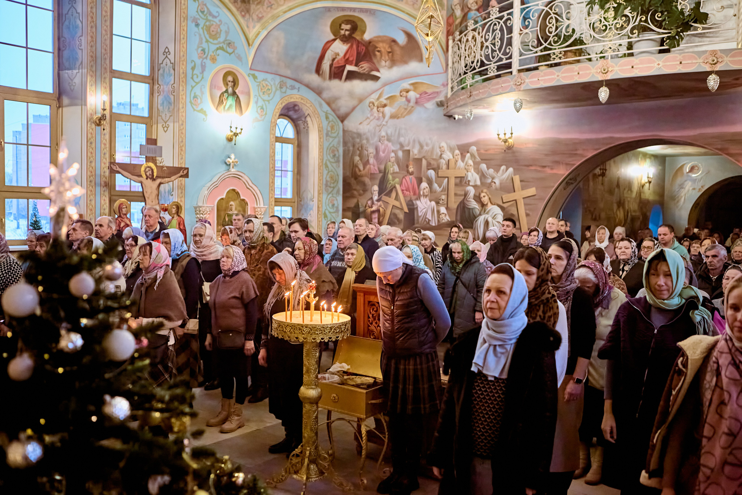 Фотографии во время богослужения