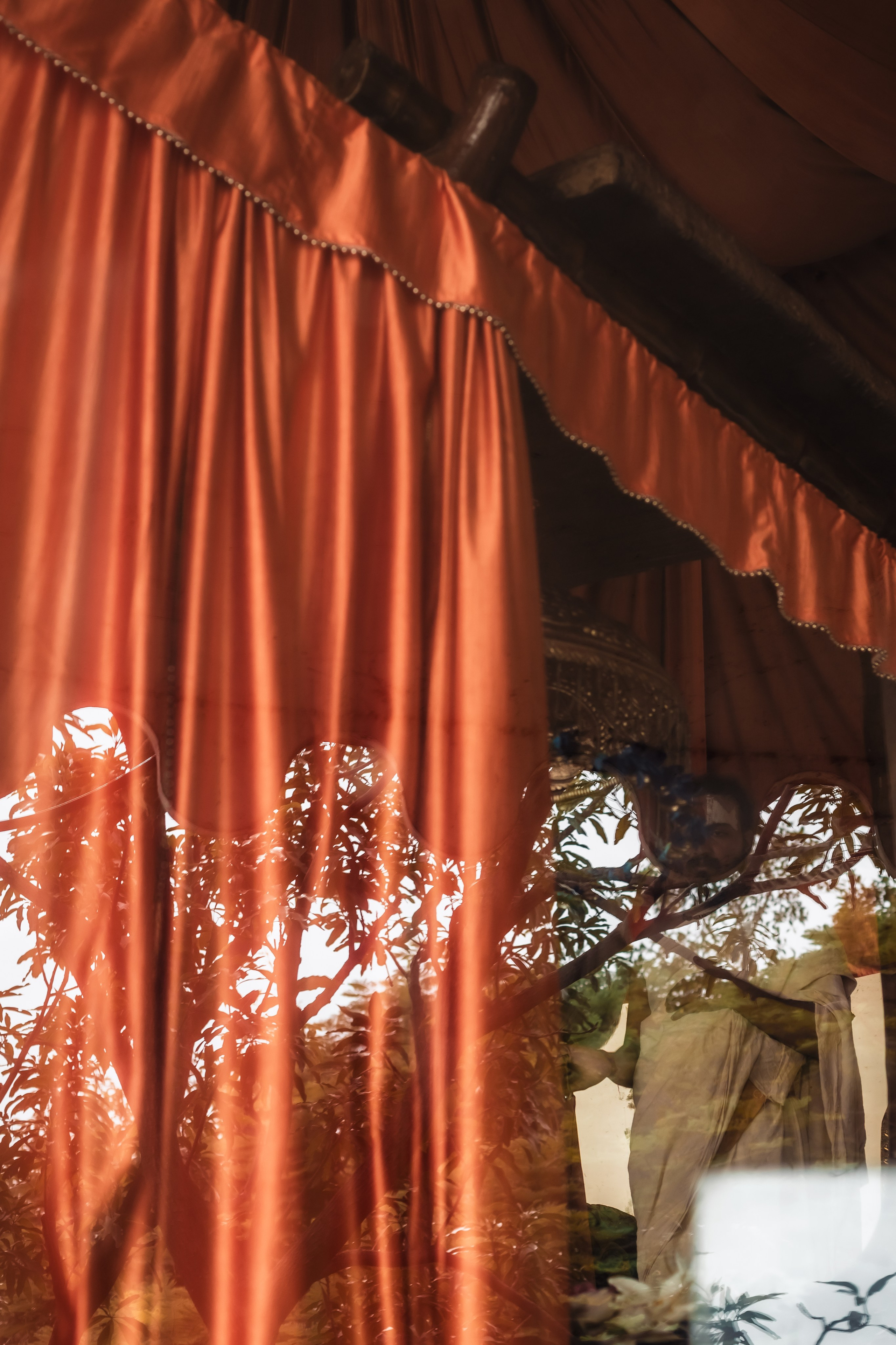 Abhisheka Devraha Baba on Sri Devdas ji maharaj bd. Mariam Bagdasaryan