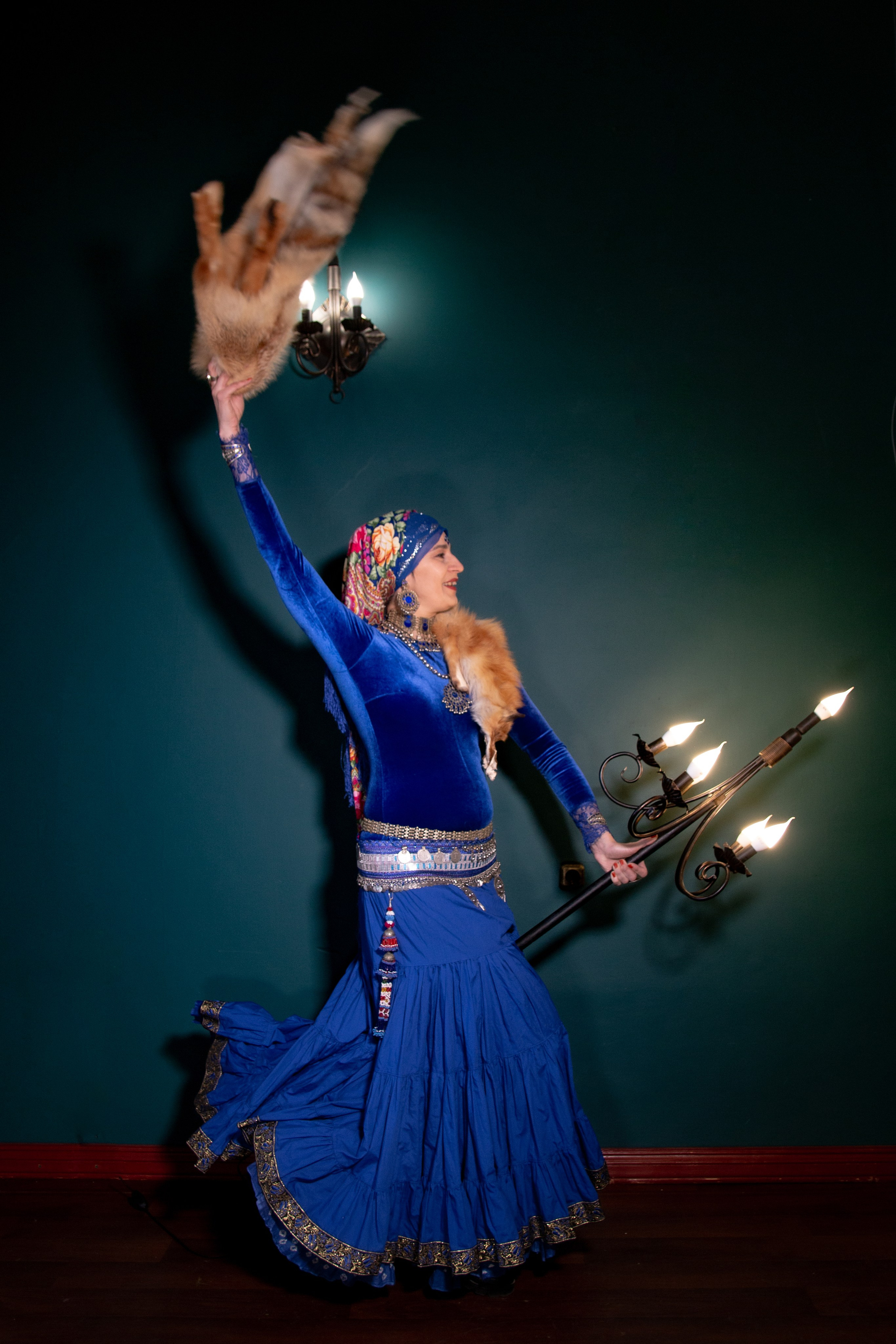 Танец в музее. Музей искусств. Ваш фотограф Северск | Томск