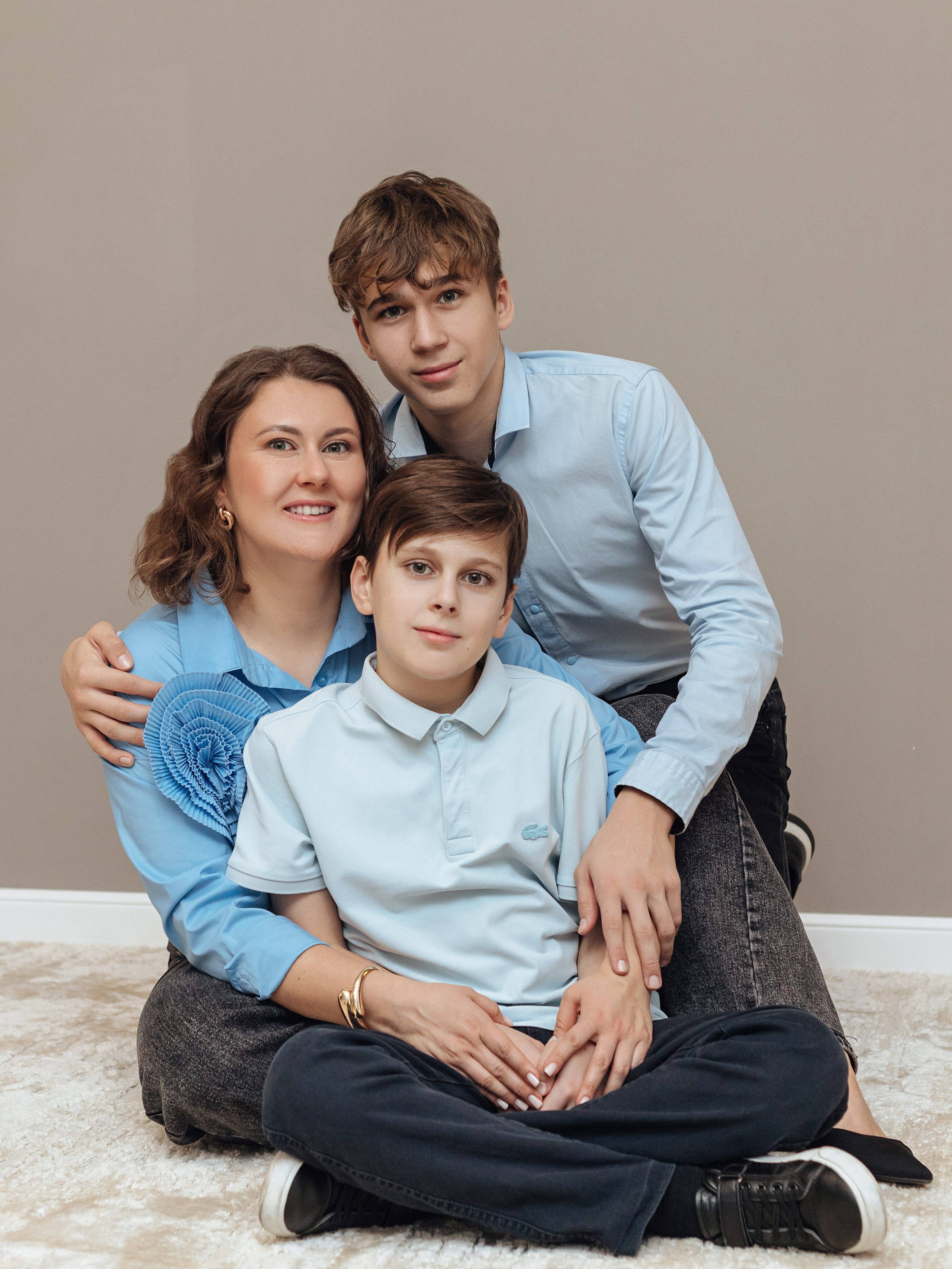 Ксения и сыновья. Фотограф Ирина Колесникова