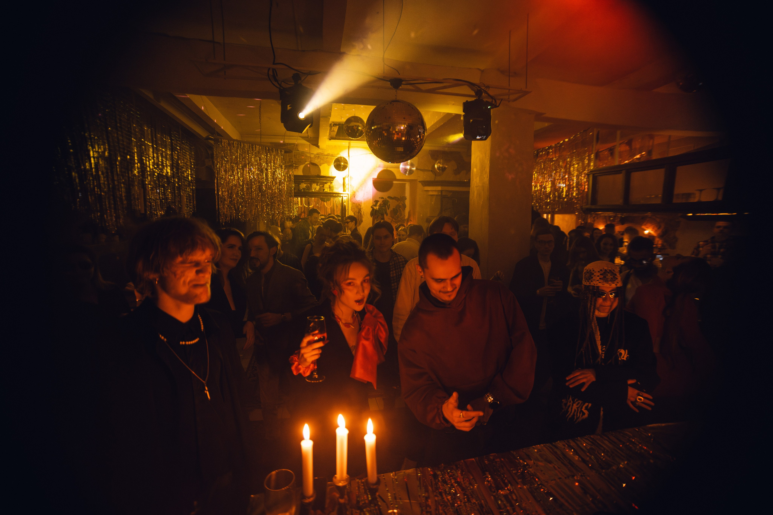 VOGUE BAL 14.02. Фотограф Егор Огородов