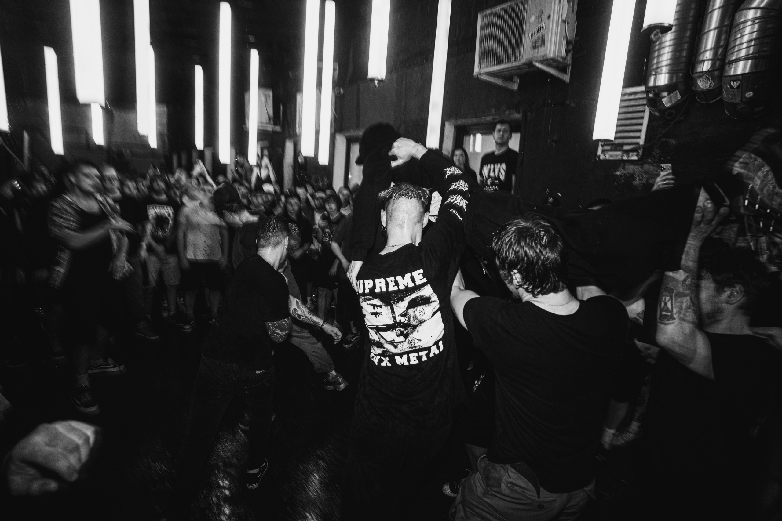 /brainrot/, ://Sign_off, PARTYBREAKER, WLVS 13.06.2026 в Смене. Репортажный фотограф в Москве Legiodot