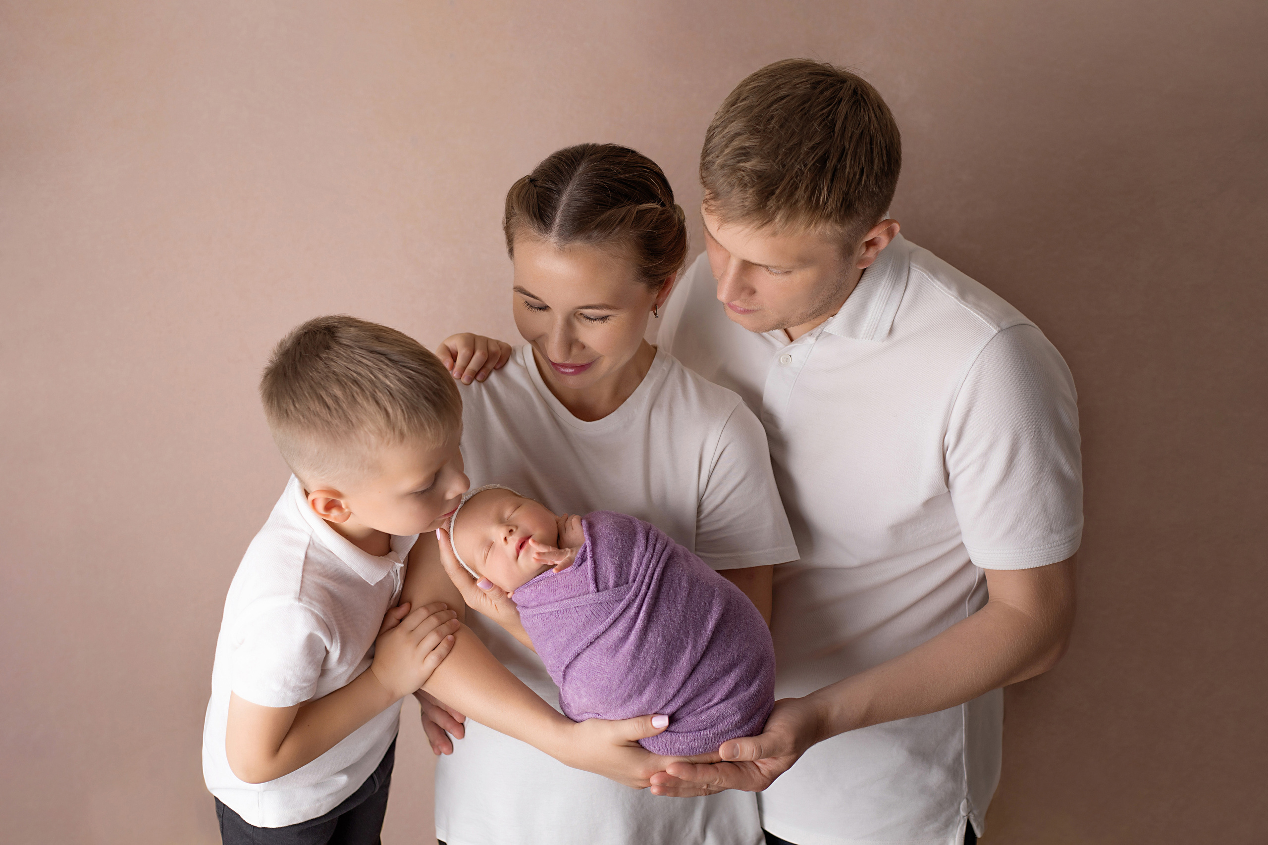 Фотограф новорожденных портфолио. Фотограф новорожденных в Москве. Фотосессия новорожденных в Москве