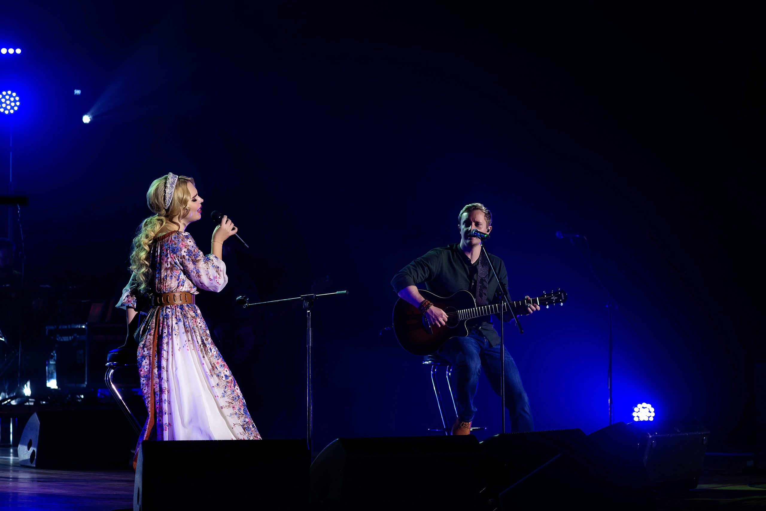 Концерт Пелагеи. Школьный, фэшн фотограф в Тюмени и в России Ирина Королева