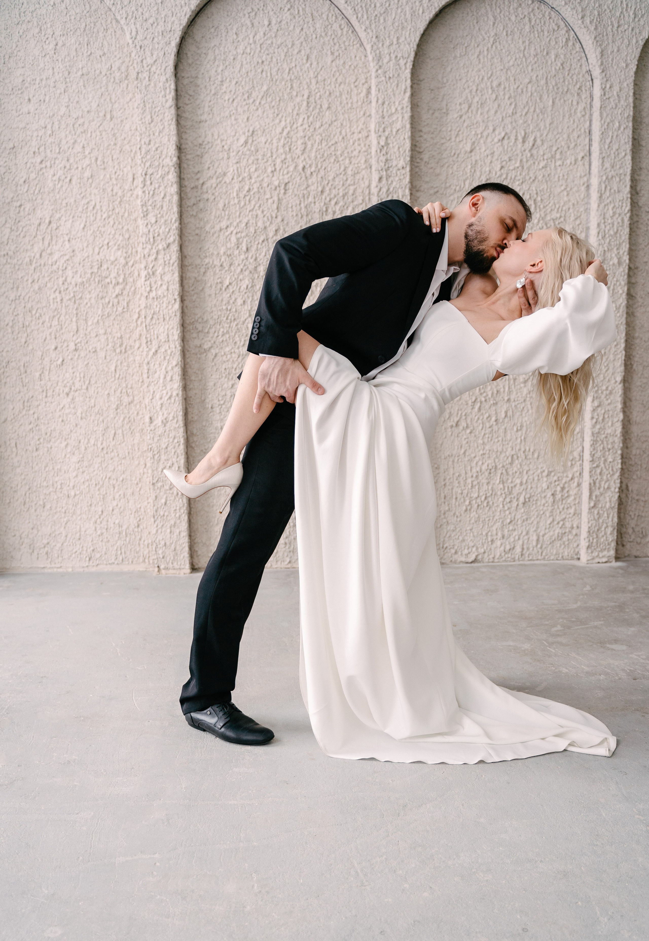 Свадебная фотосессия молодоженов в фотостудии. Свадебный и семейный фотограф из Воронежа|Москвы Бубнова Екатерина